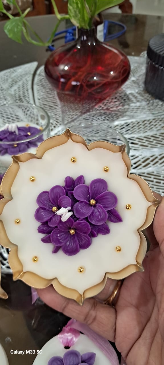 Urli pot aath patti 4.5"