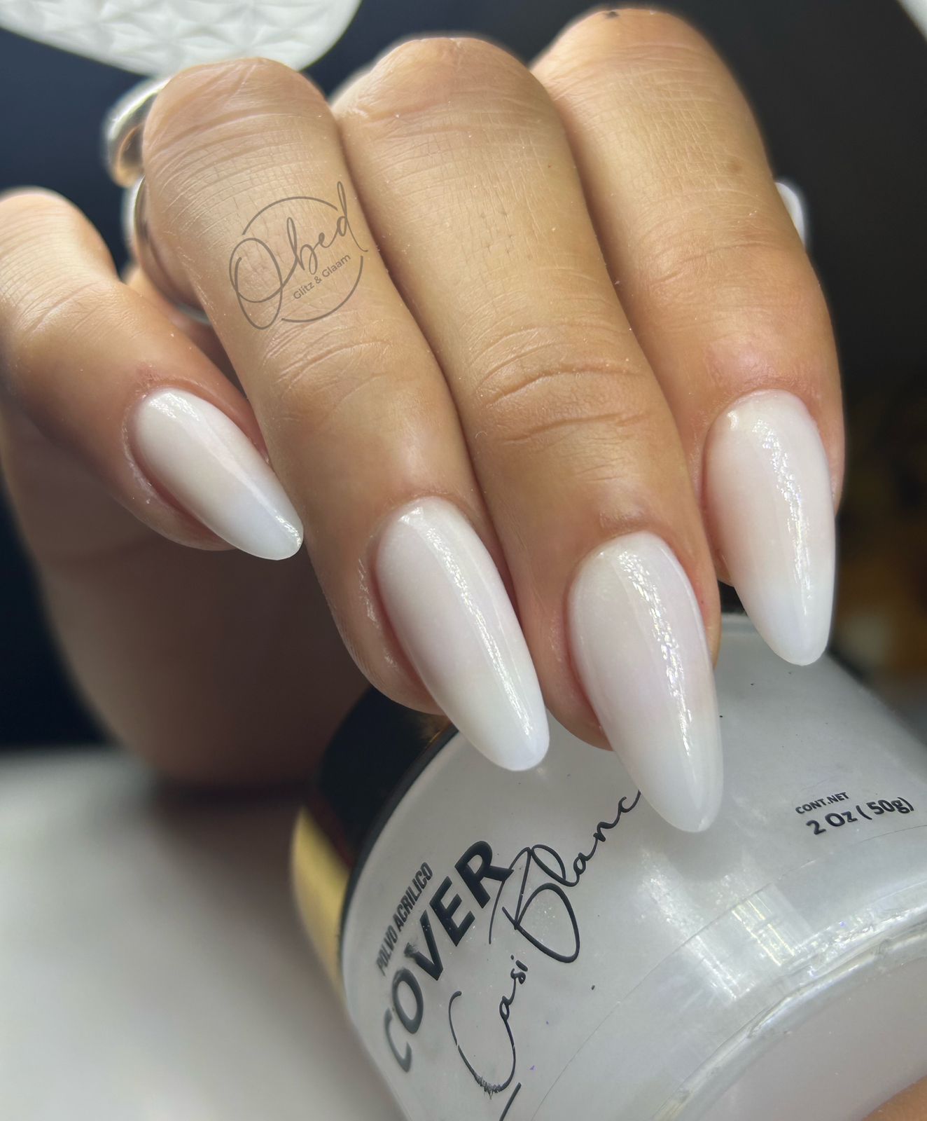 Acrilico Cover Casi Blanco