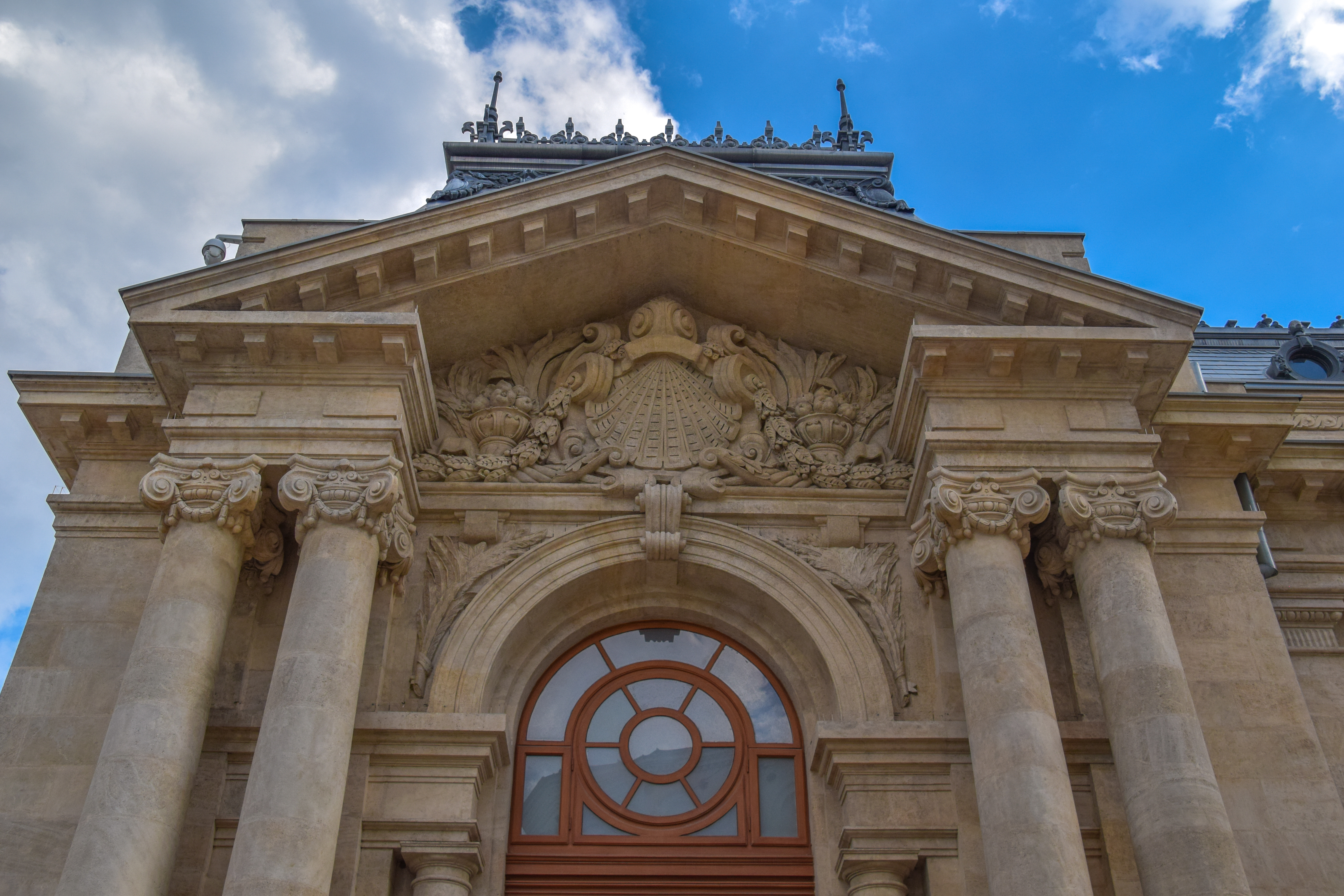 Dealul Patriarhiei și colecția de artă „Ligia și Pompiliu Macovei”