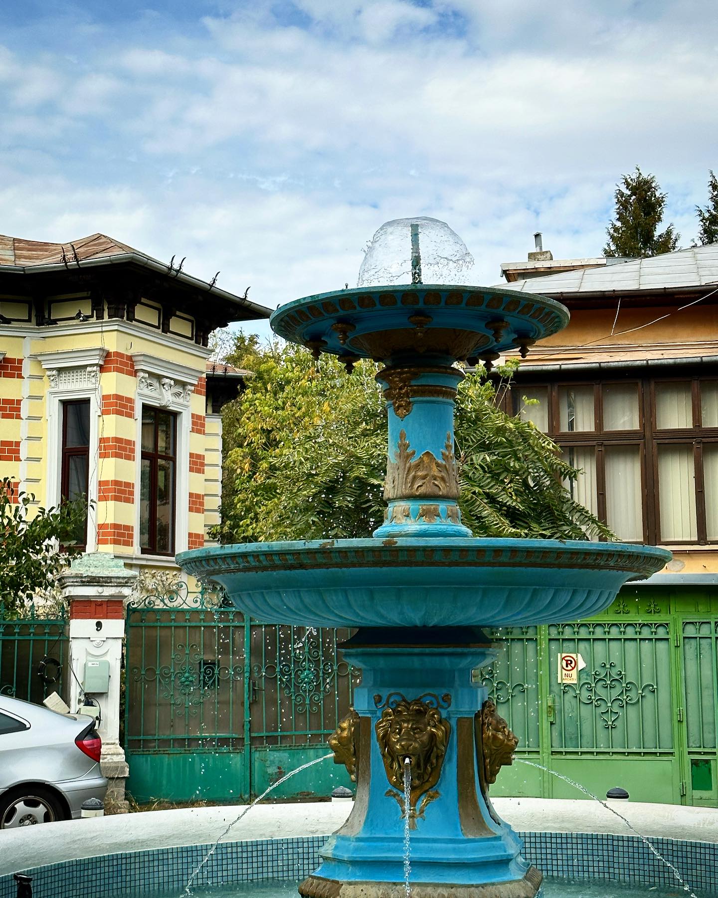 La pas prin Cartierul Cotroceni