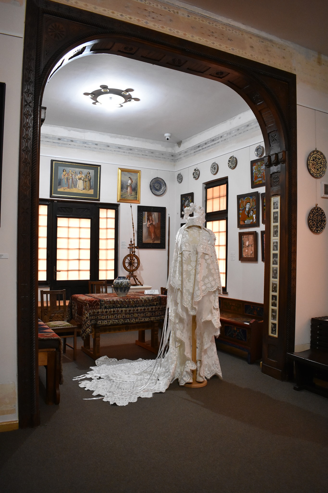 Tur ghidat în Vila cu Clopoței - 12 martie