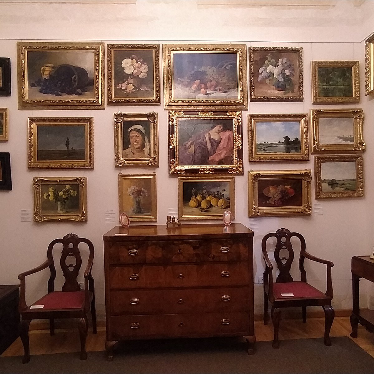 Tur ghidat în Vila cu Clopoței - 12 martie