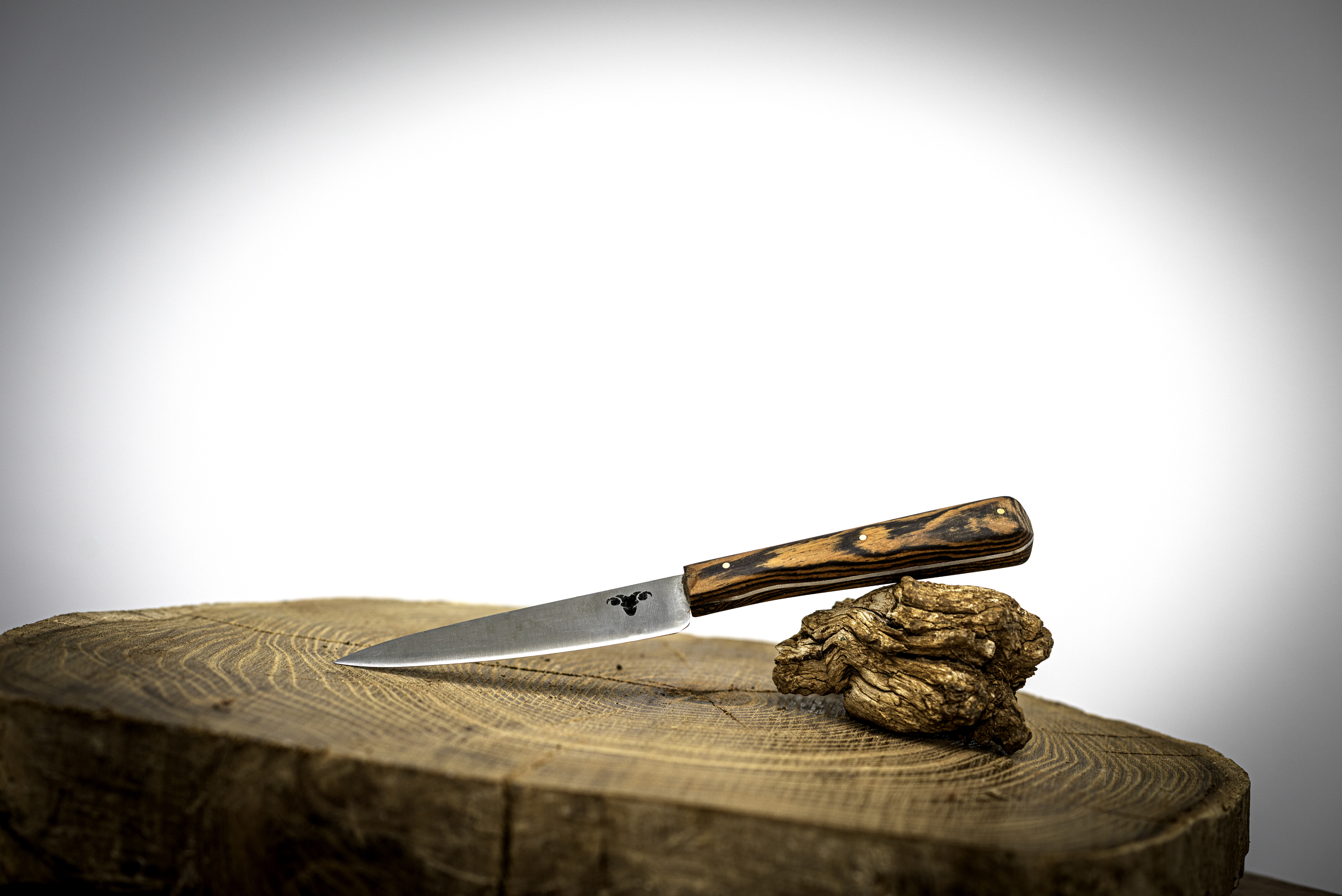 Couteau d'office manche bois de fer