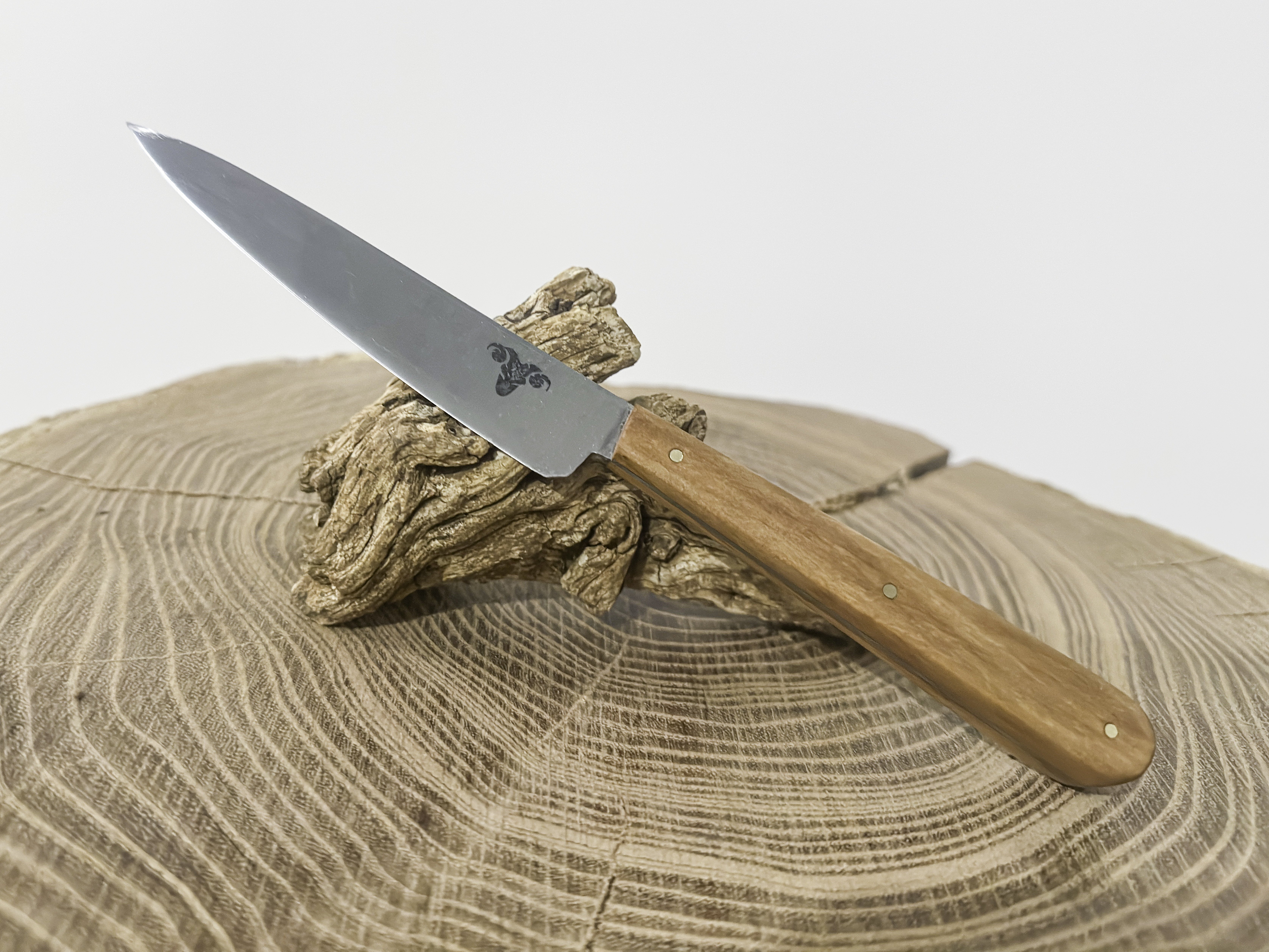 Couteau d'office manche en pommier