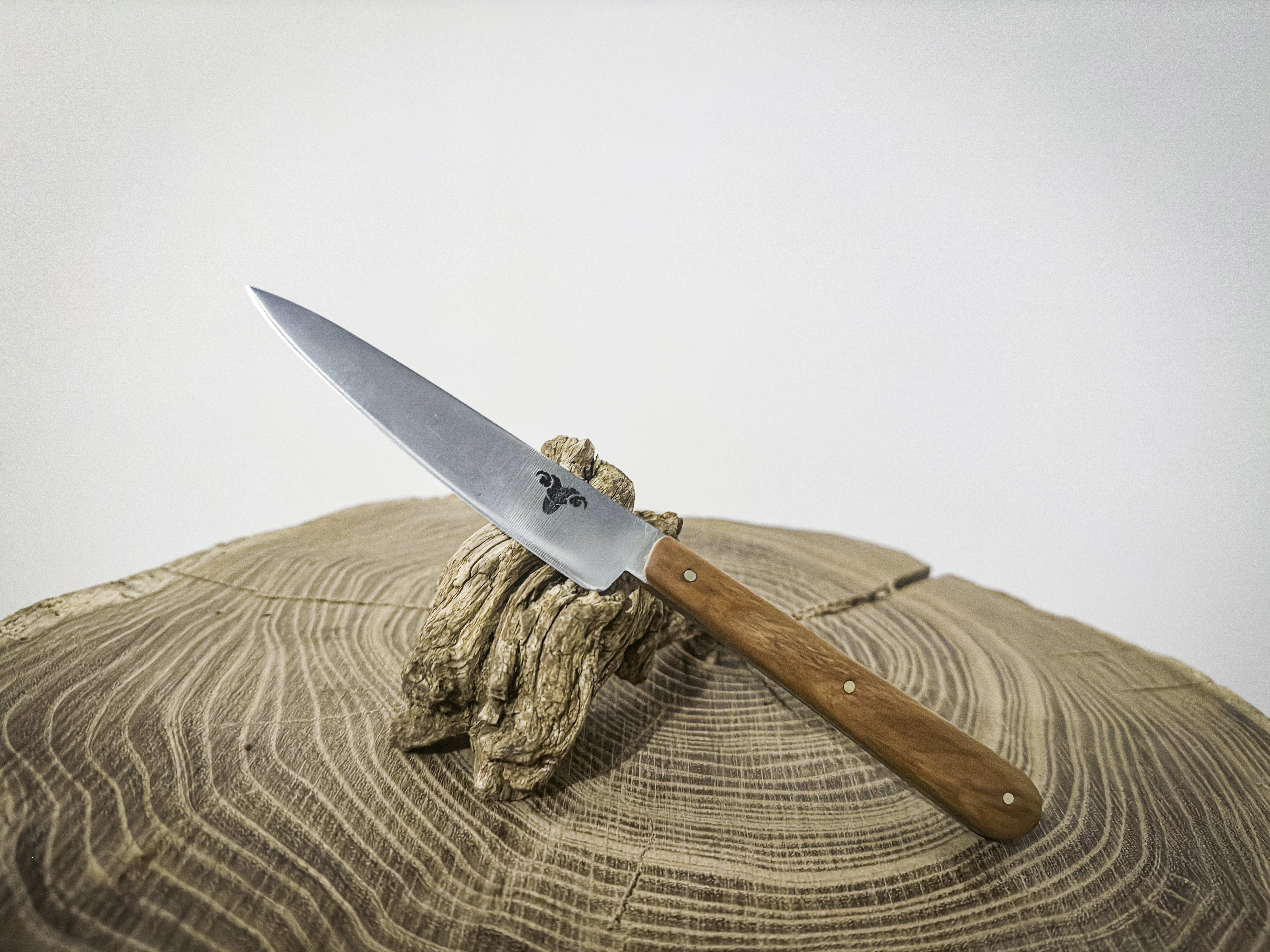 Couteau d'office manche en poirier échauffé