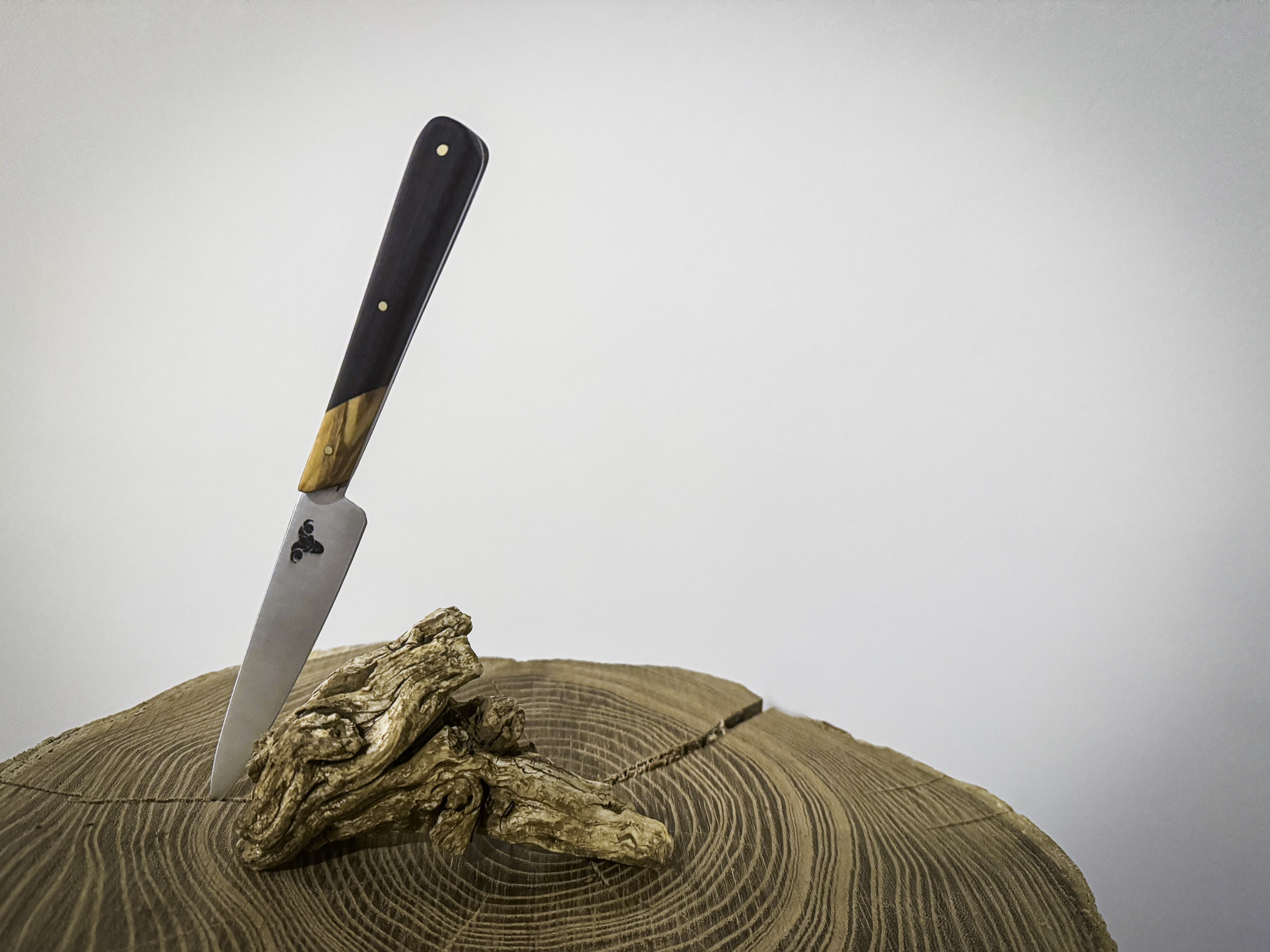 Couteau d'office manche olivier / palissandre