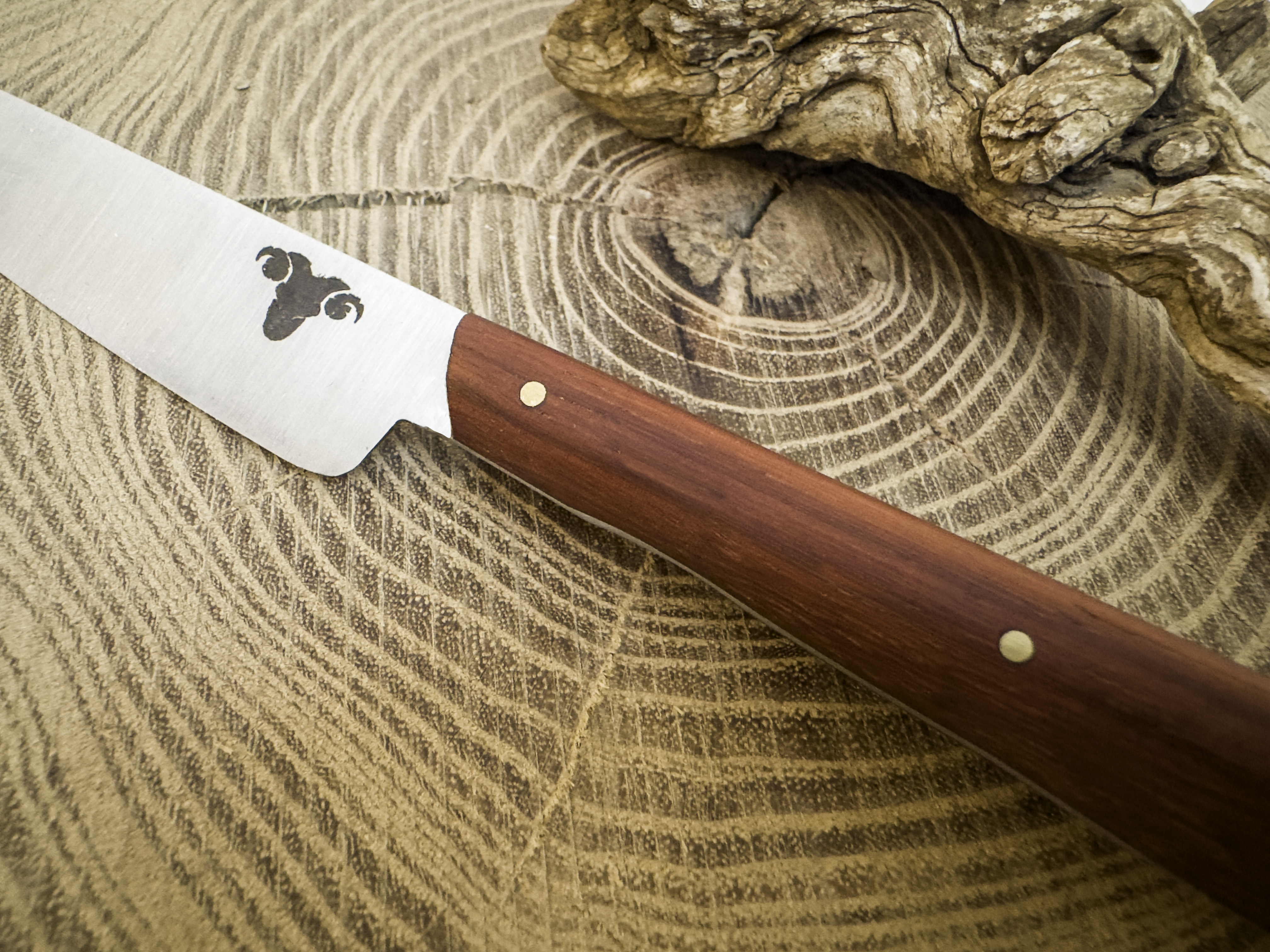 Couteau d'office manche en padouk