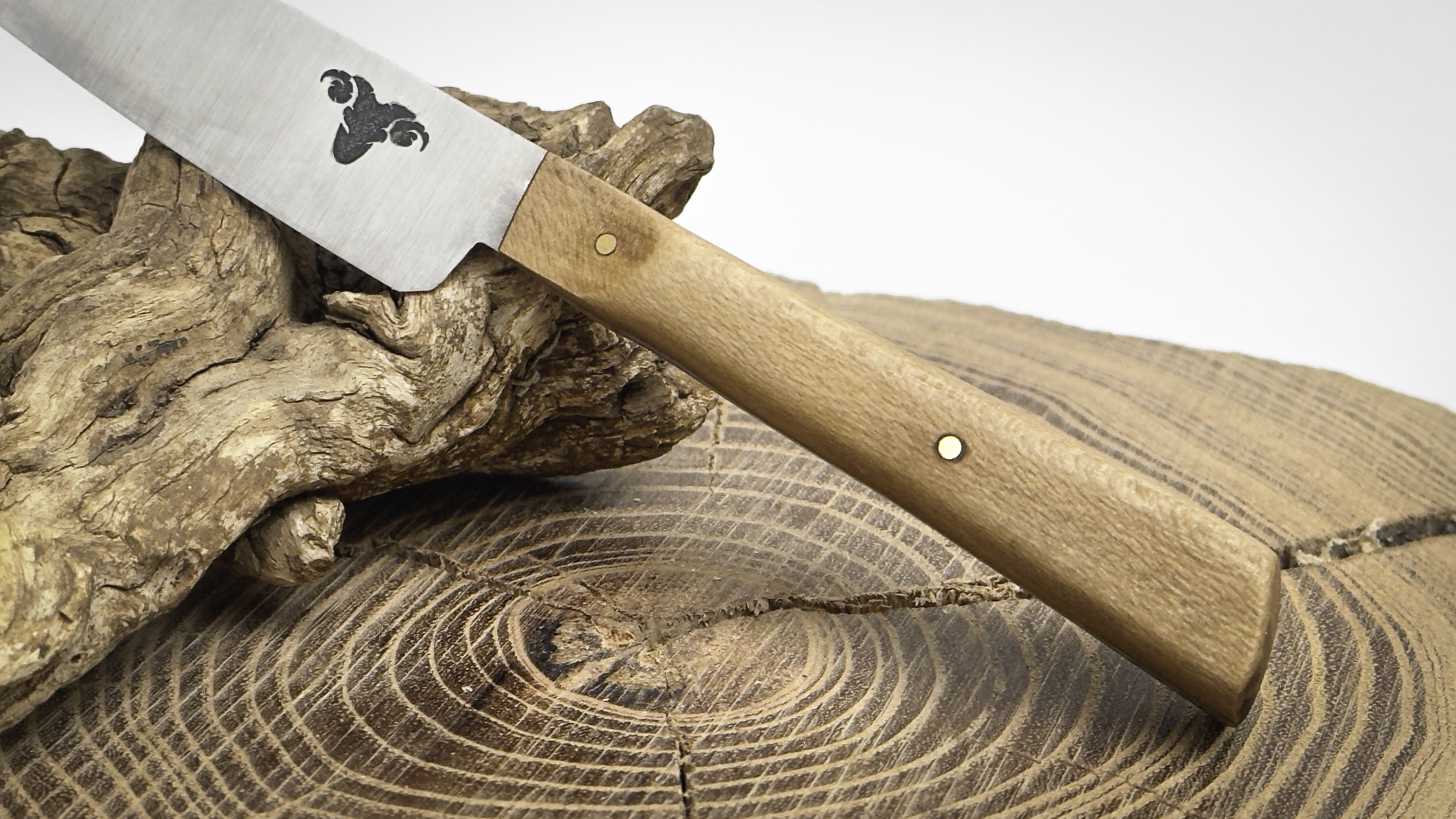 Couteau d'office manche en houx