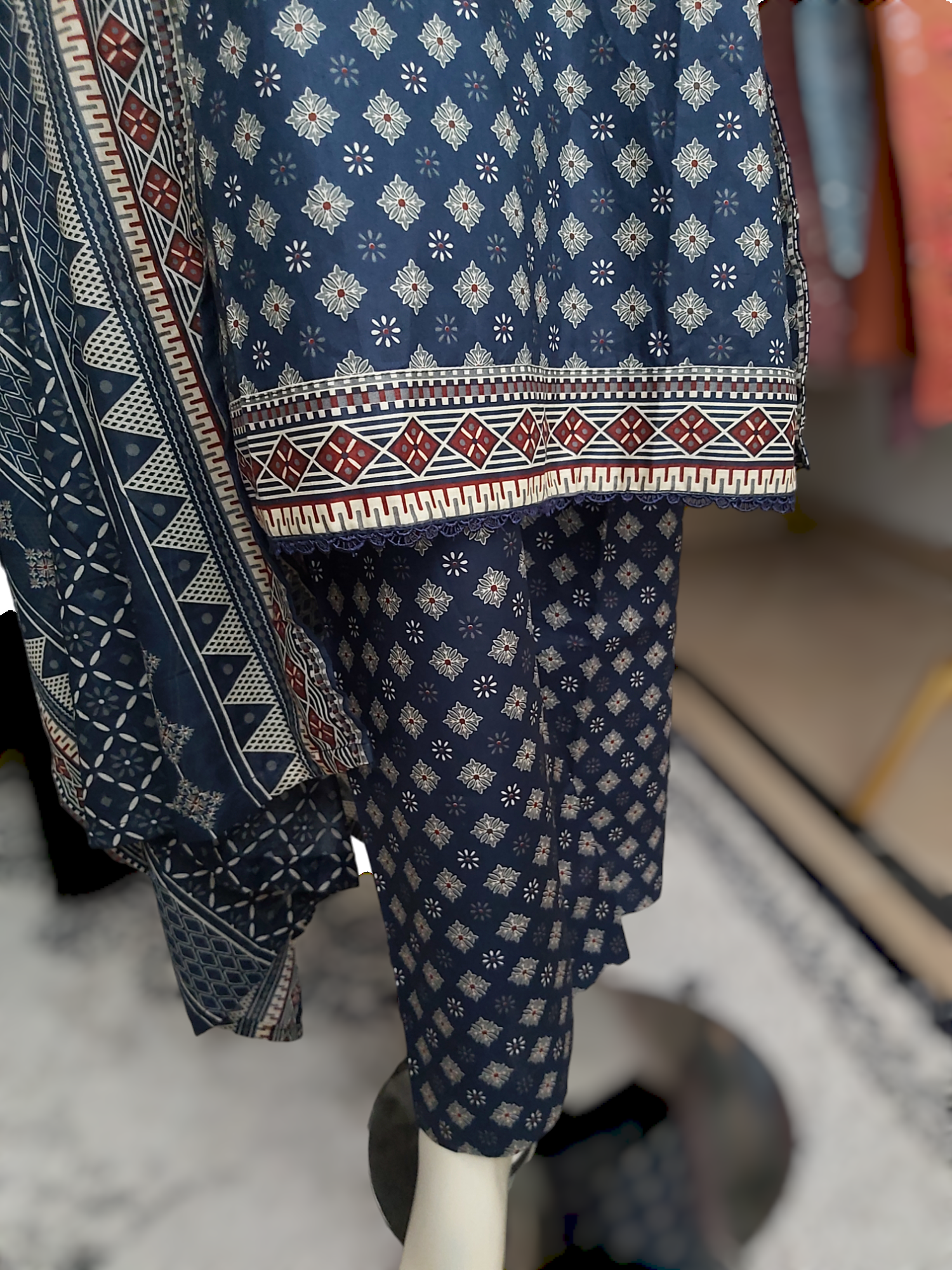 3 Piece printed lawn read-to-wear D-01