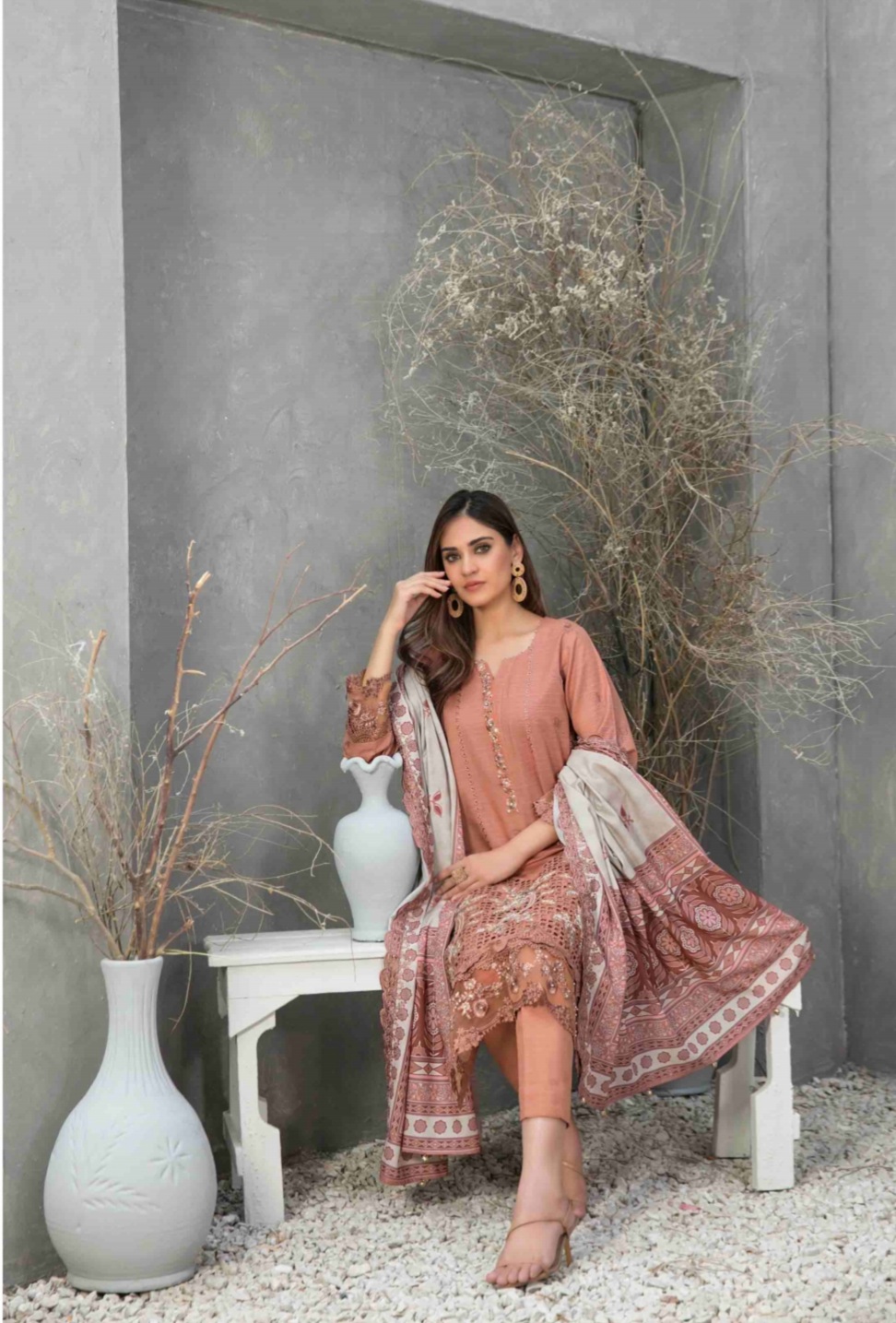 3 Piece Semi Stitched Embroidered Zari Khaddar Suite D-02