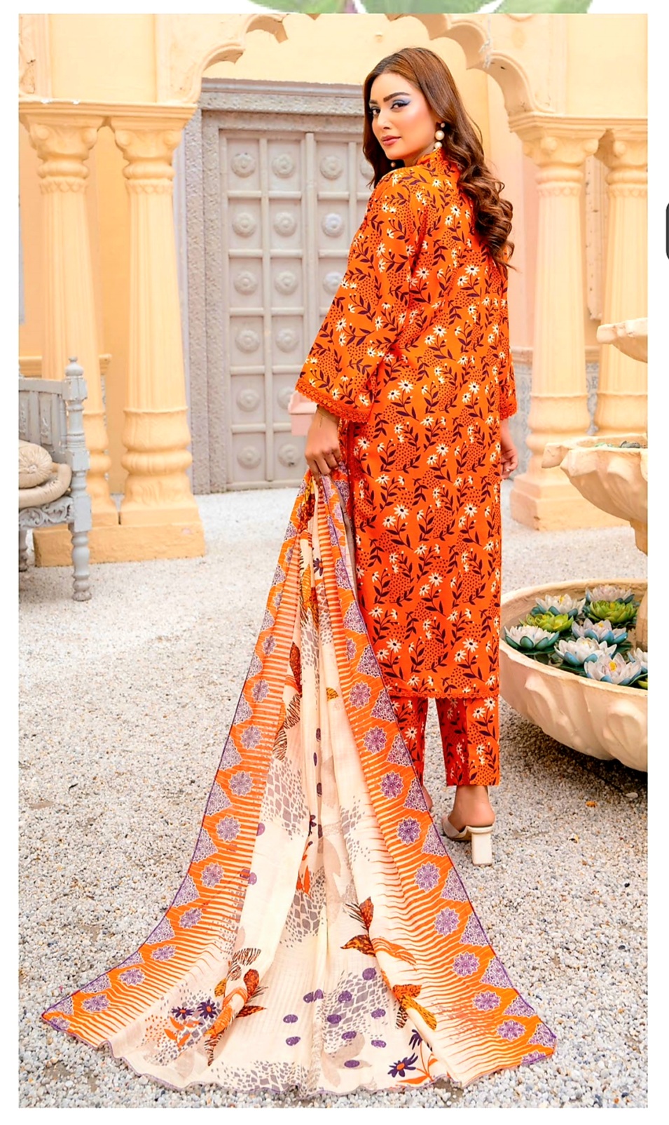 3 Piece Un-Stitched Digital Printed Bana Dora Linen Suite D-04