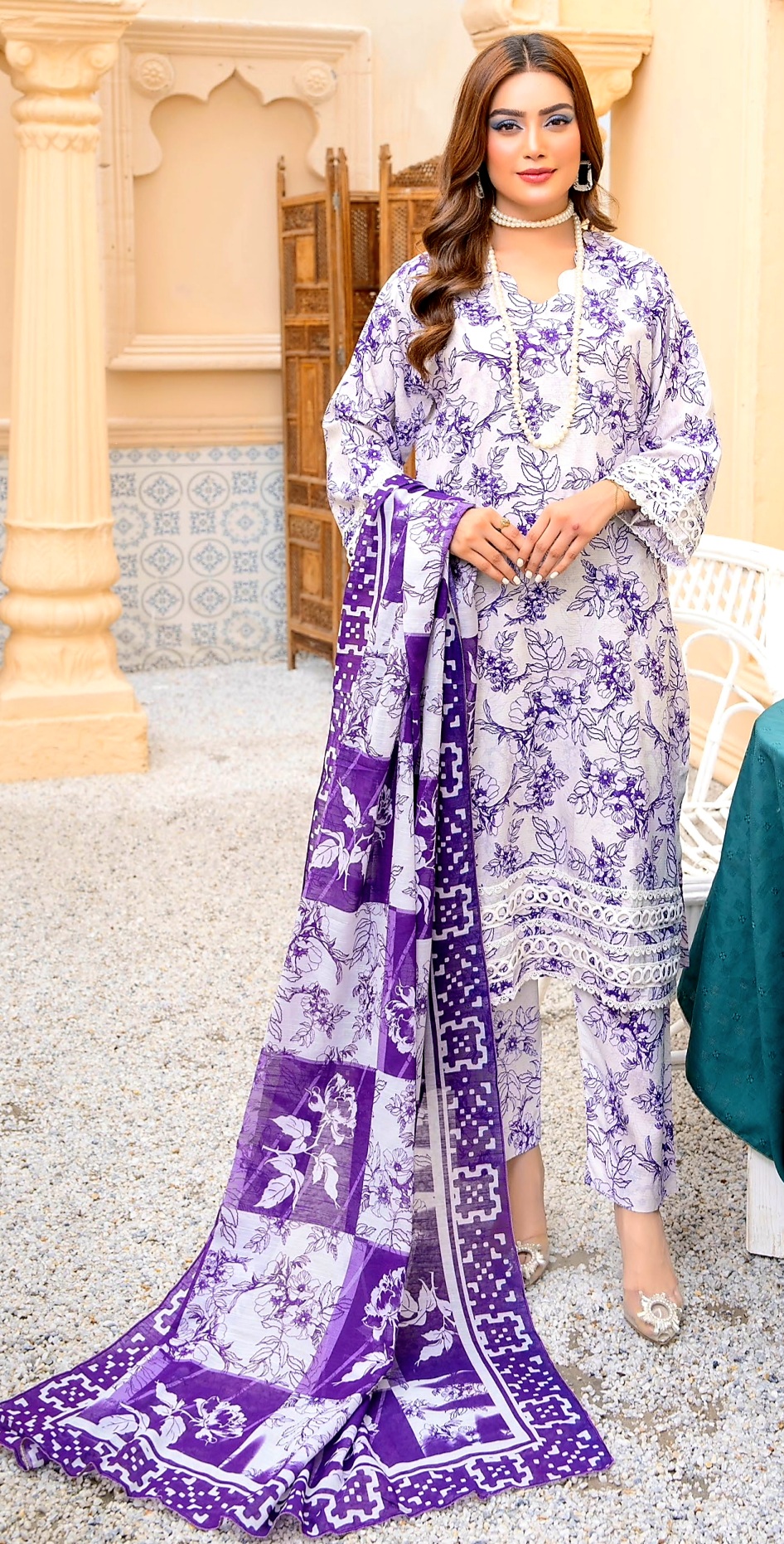 3 Piece Un-Stitched Digital Printed Bana Dora Linen Suite D-05