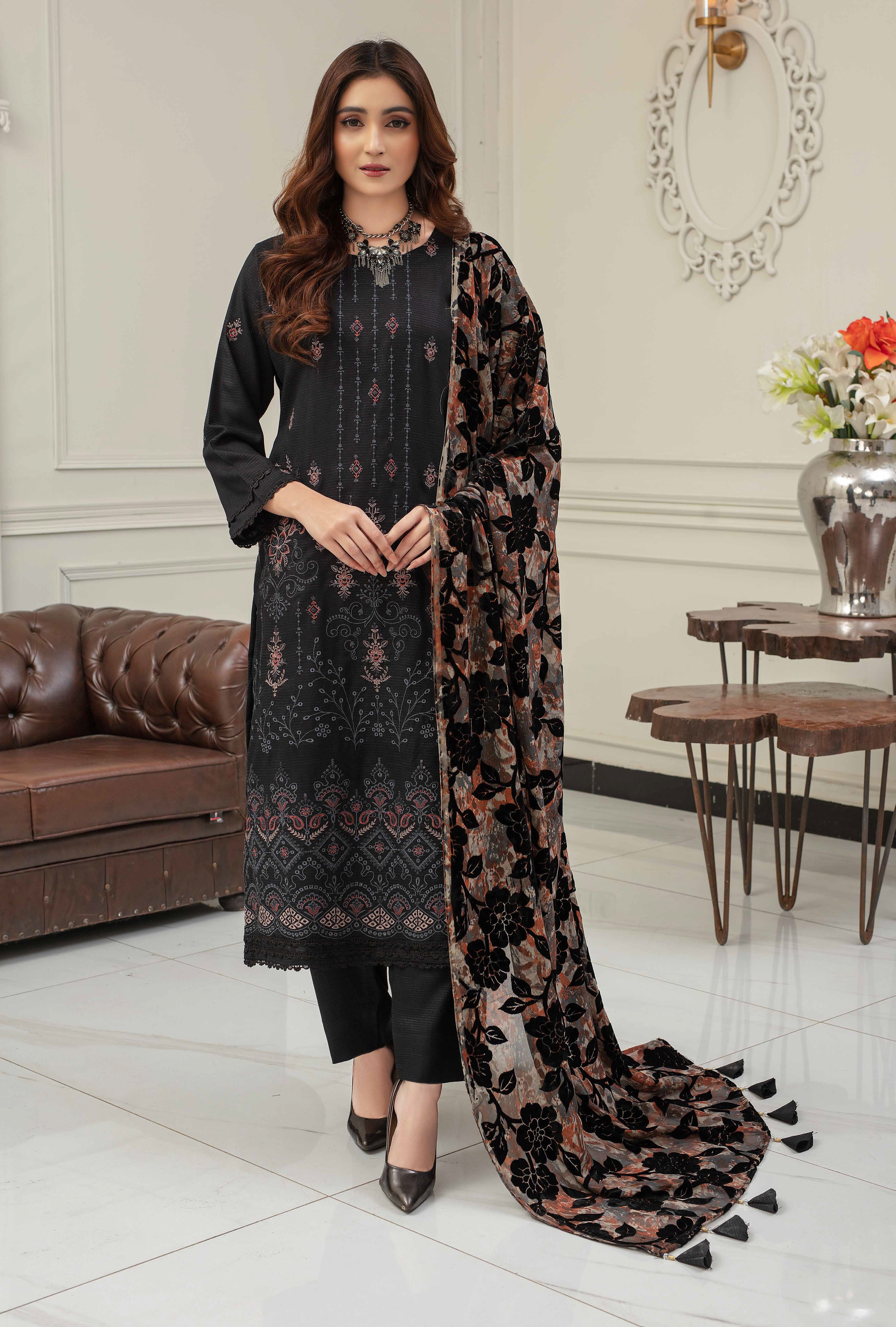 Luxury Embroidered Zarri Peach Suite with Fancy Palachi Shawl D-02