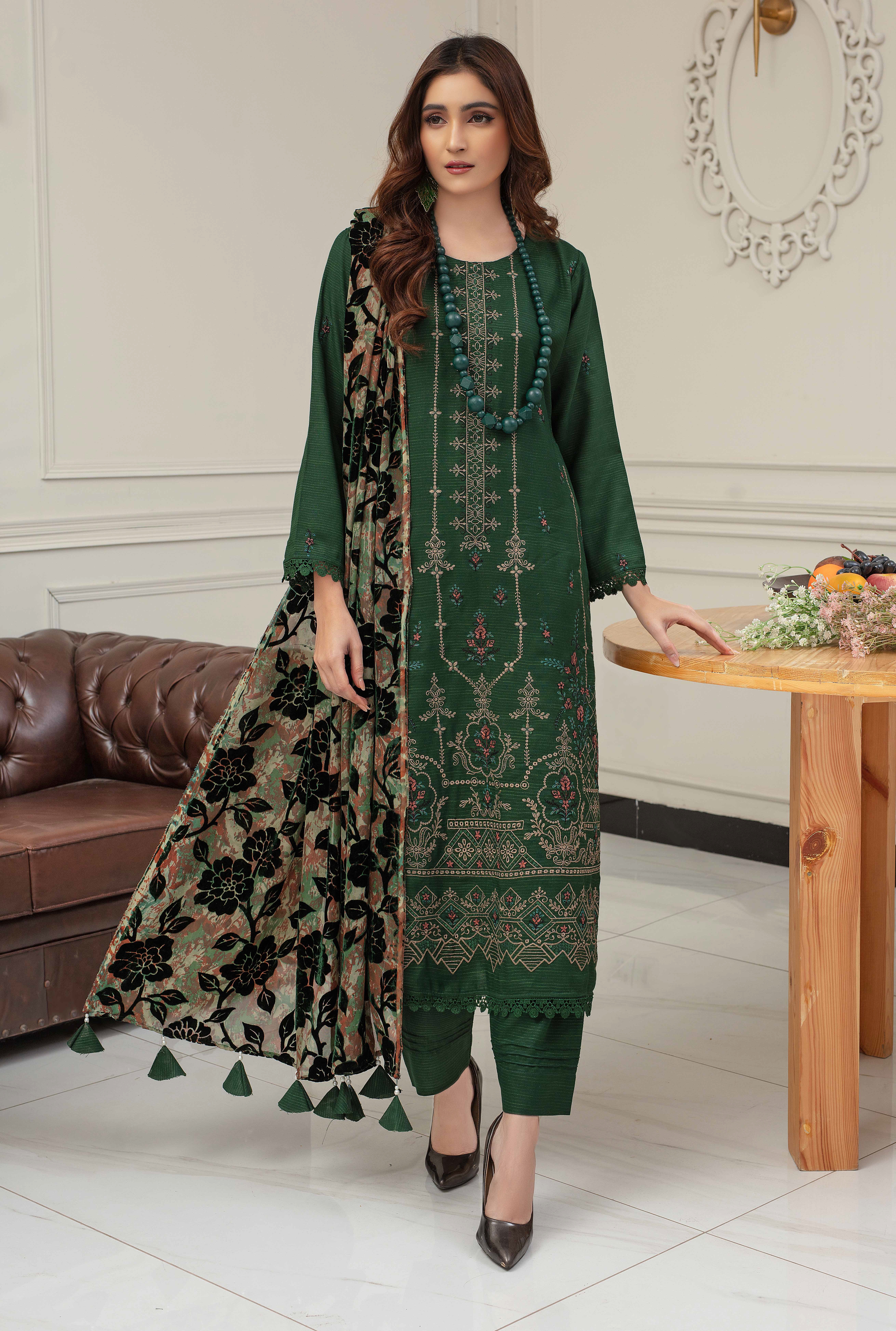 Luxury Embroidered Zarri Peach Suite with Fancy Palachi Shawl D-05