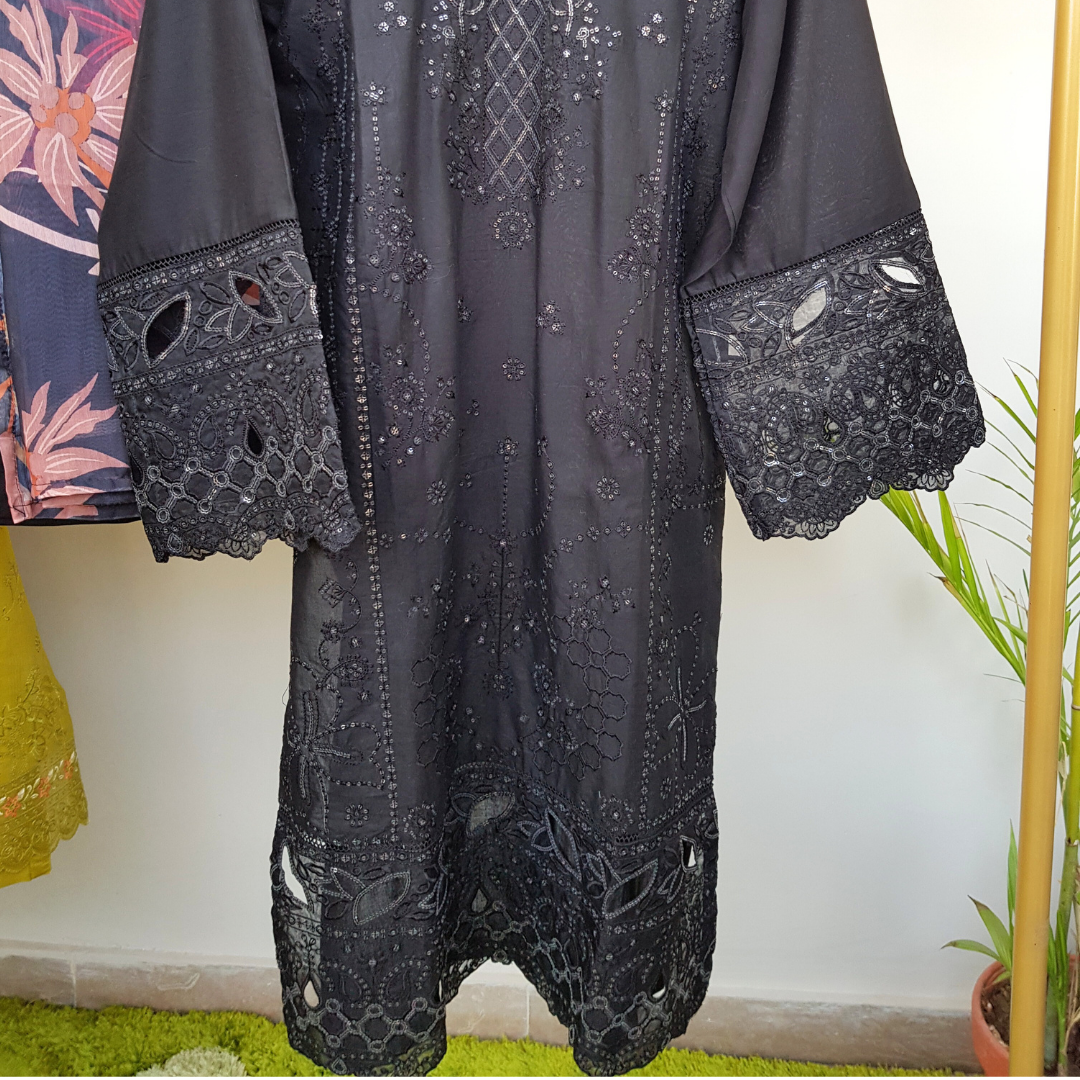 Black Feather - 3 Piece Embroidered Cotton Suite - Ready-to-wear D-07