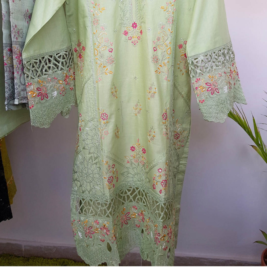 3 Piece Embroidered Cotton Suit - Ready-to-wear D-05