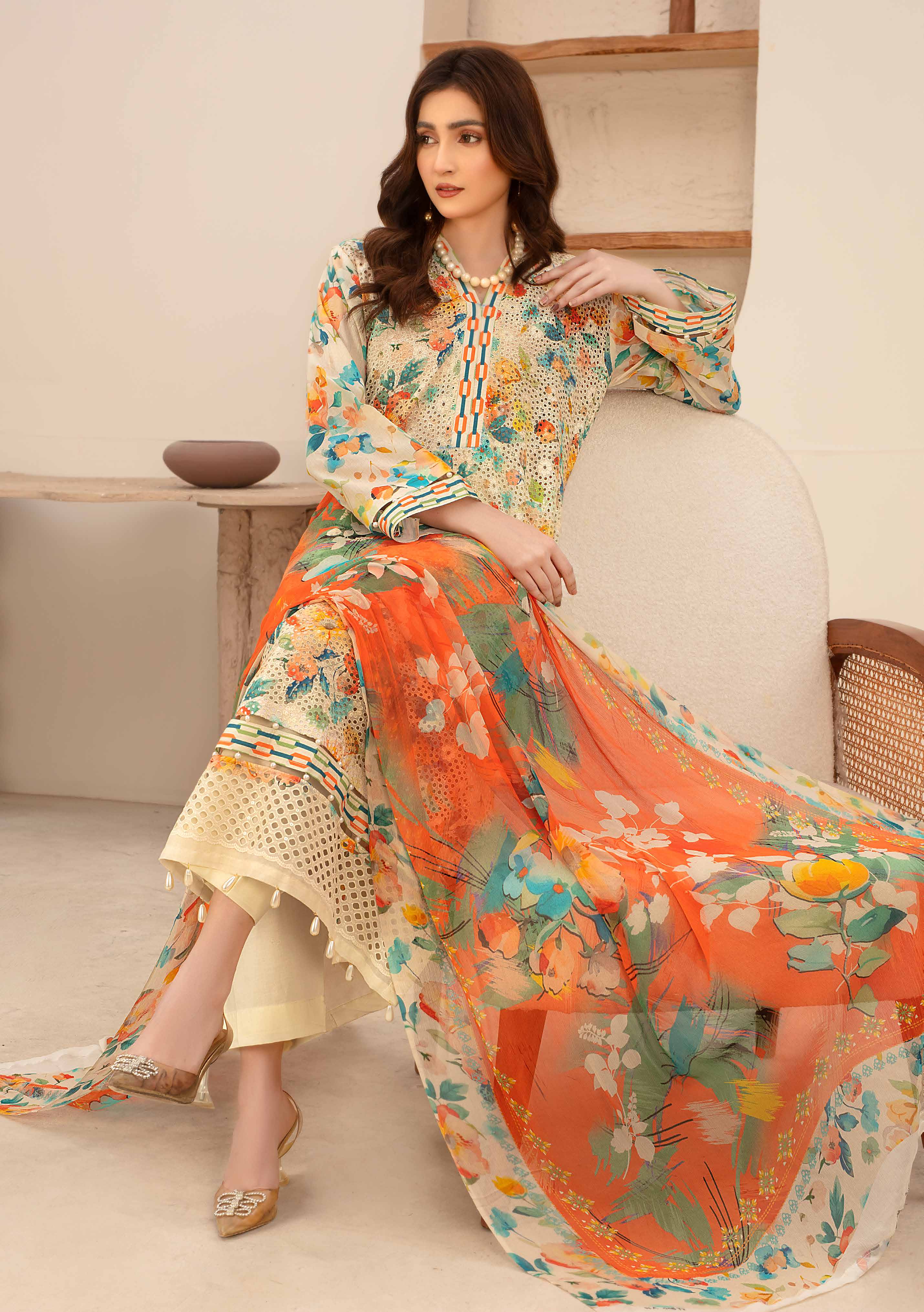 Unstitched 3-Piece Luxury Chikenkari Lawn D-01