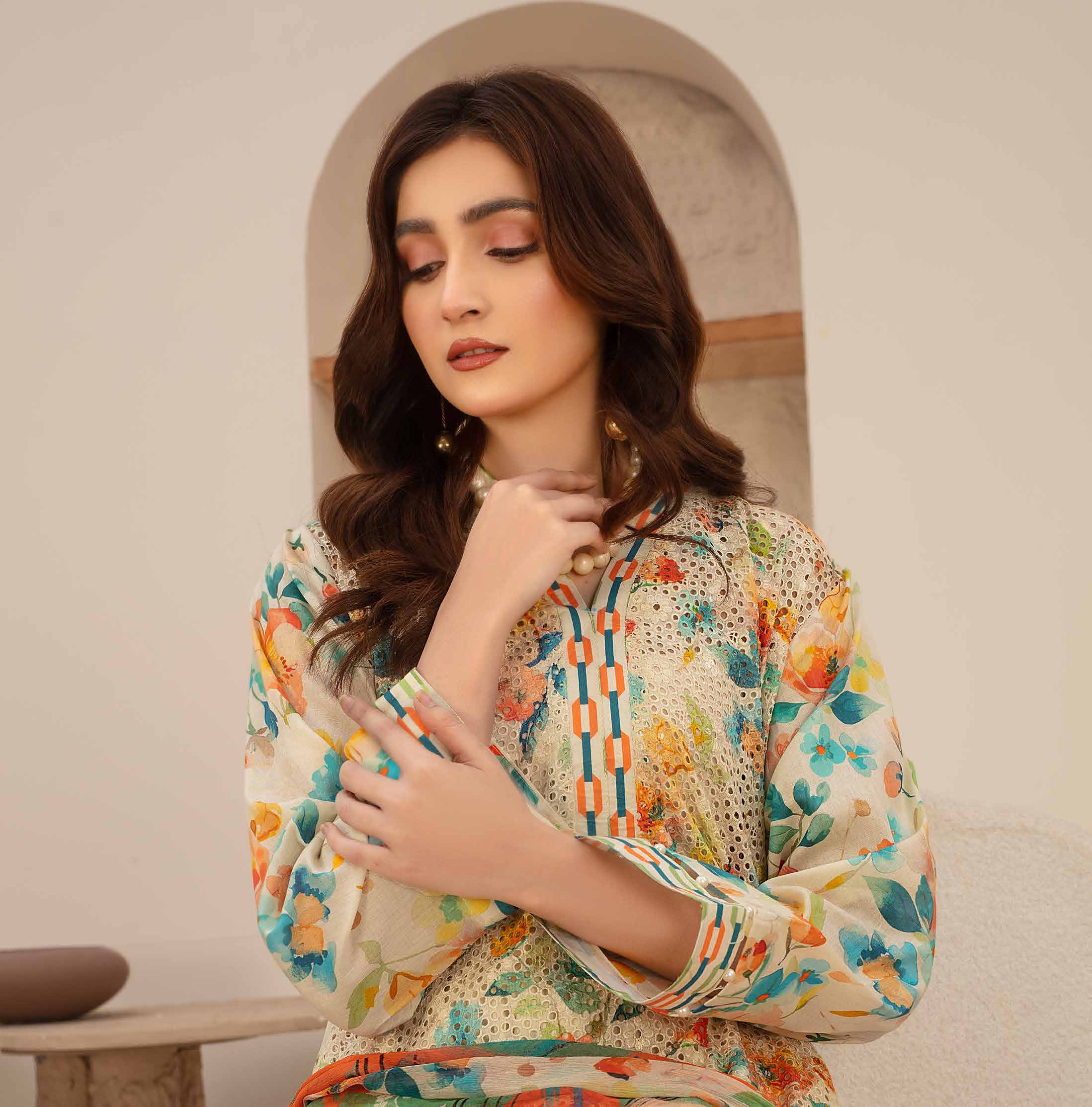 Unstitched 3-Piece Luxury Chikenkari Lawn D-01