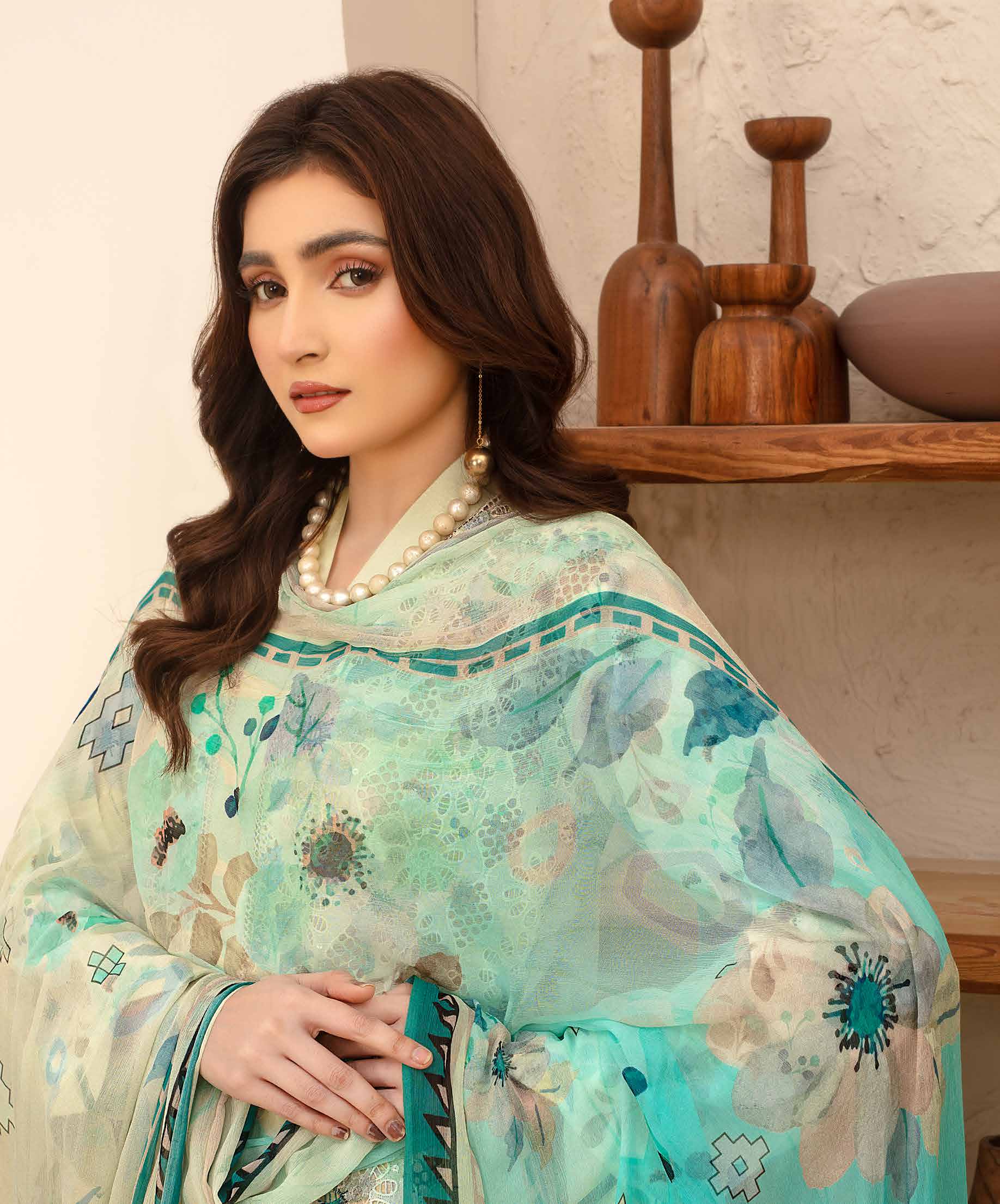 Unstitched 3-Piece Luxury Chikenkari Lawn D-02