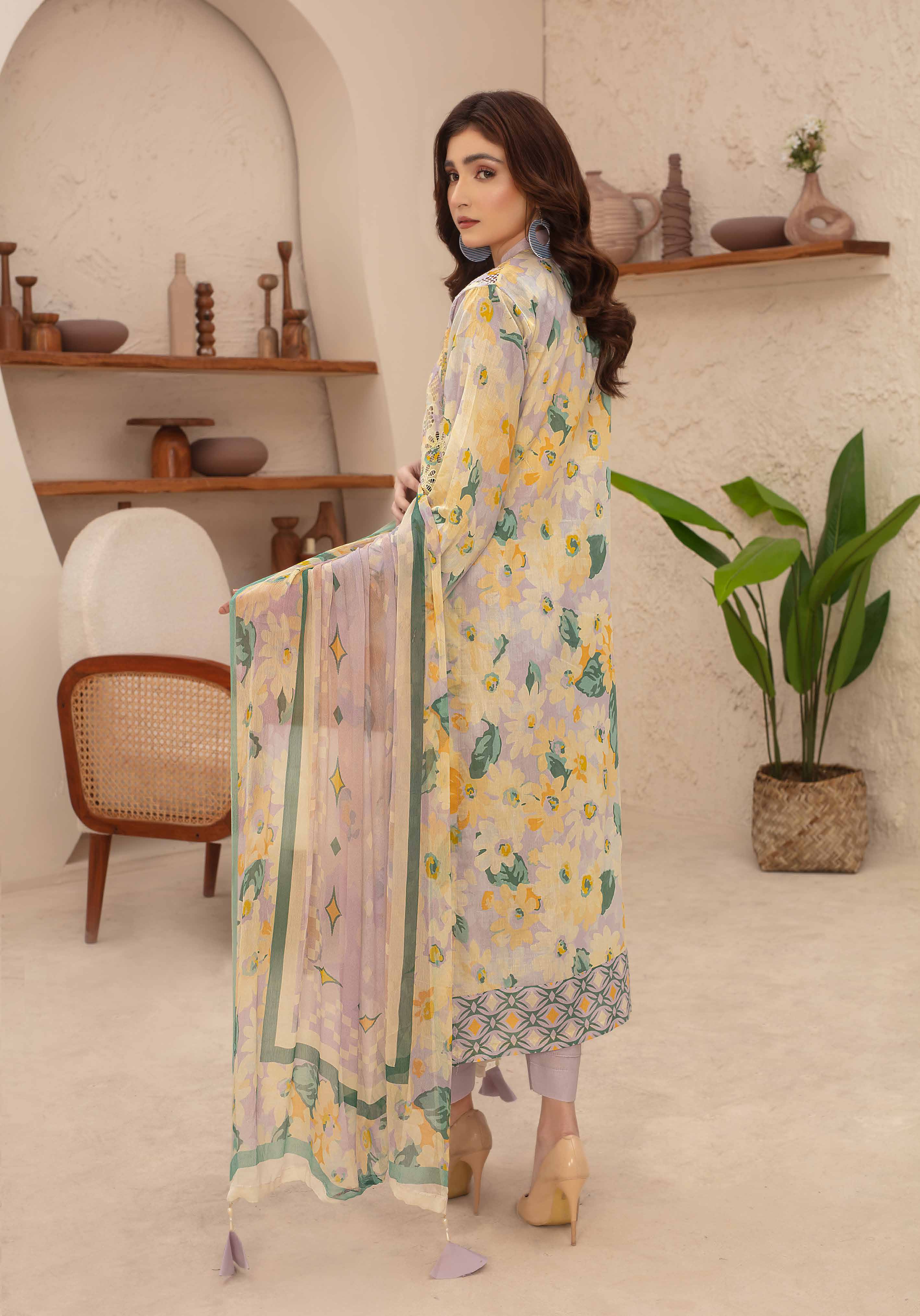 Unstitched 3-Piece Luxury Chikenkari Lawn D-03