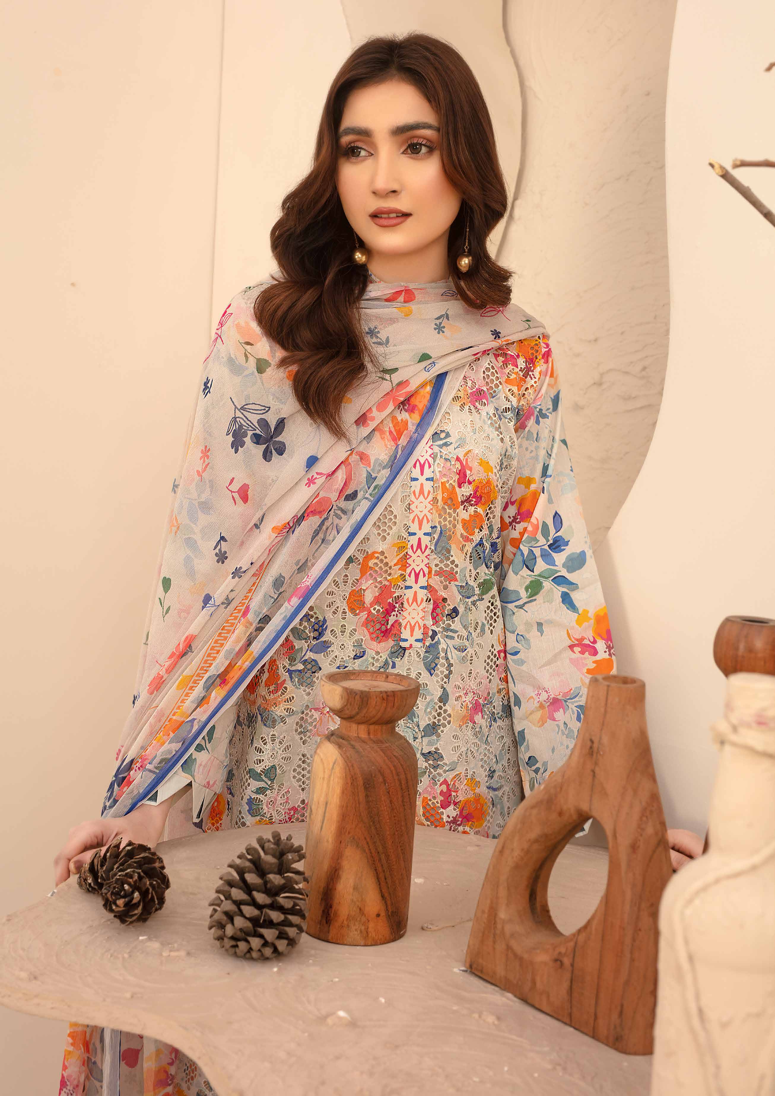 Unstitched 3-Piece Luxury Chikenkari Lawn D-05