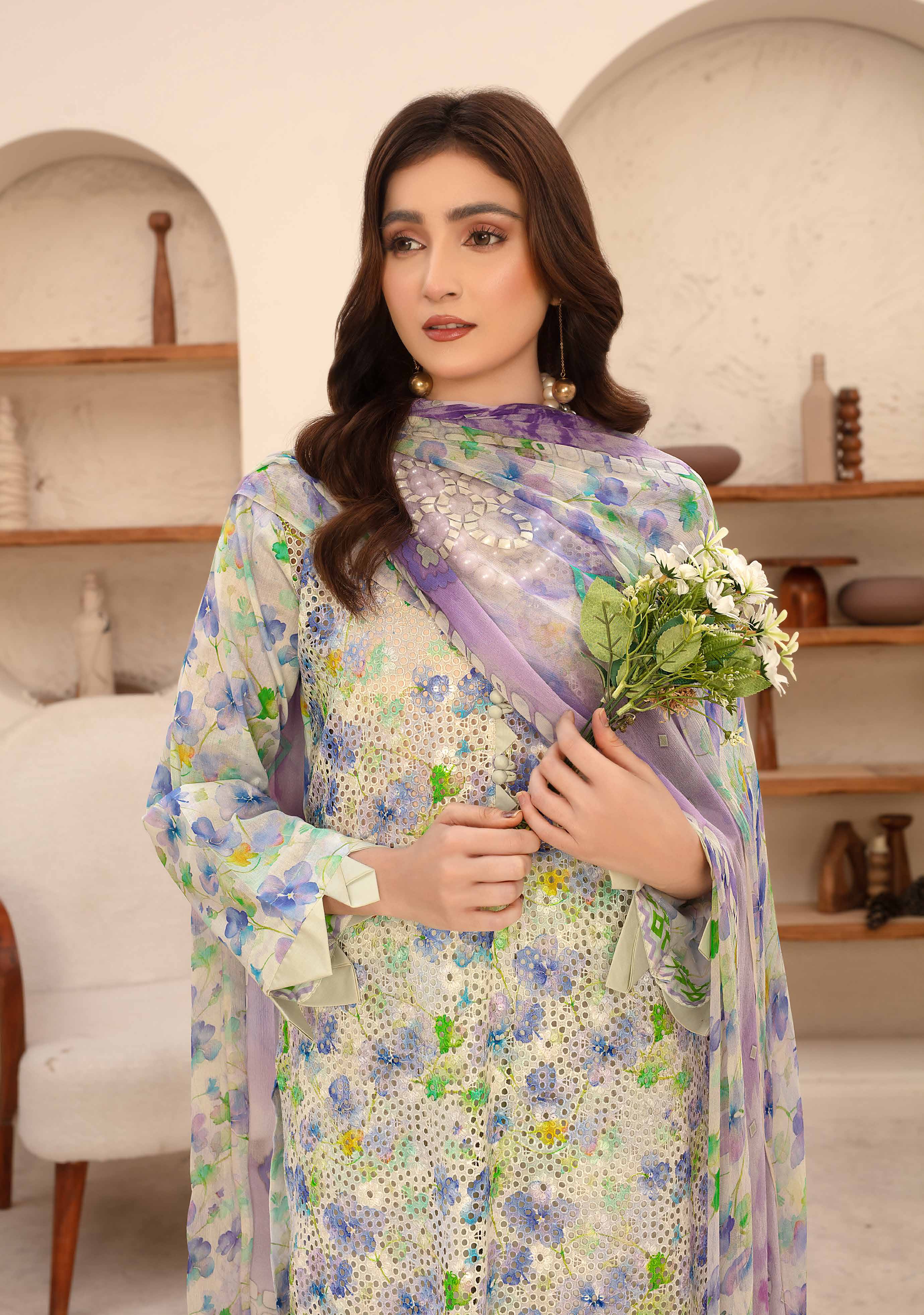 Unstitched 3-Piece Luxury Chikenkari Lawn D-9