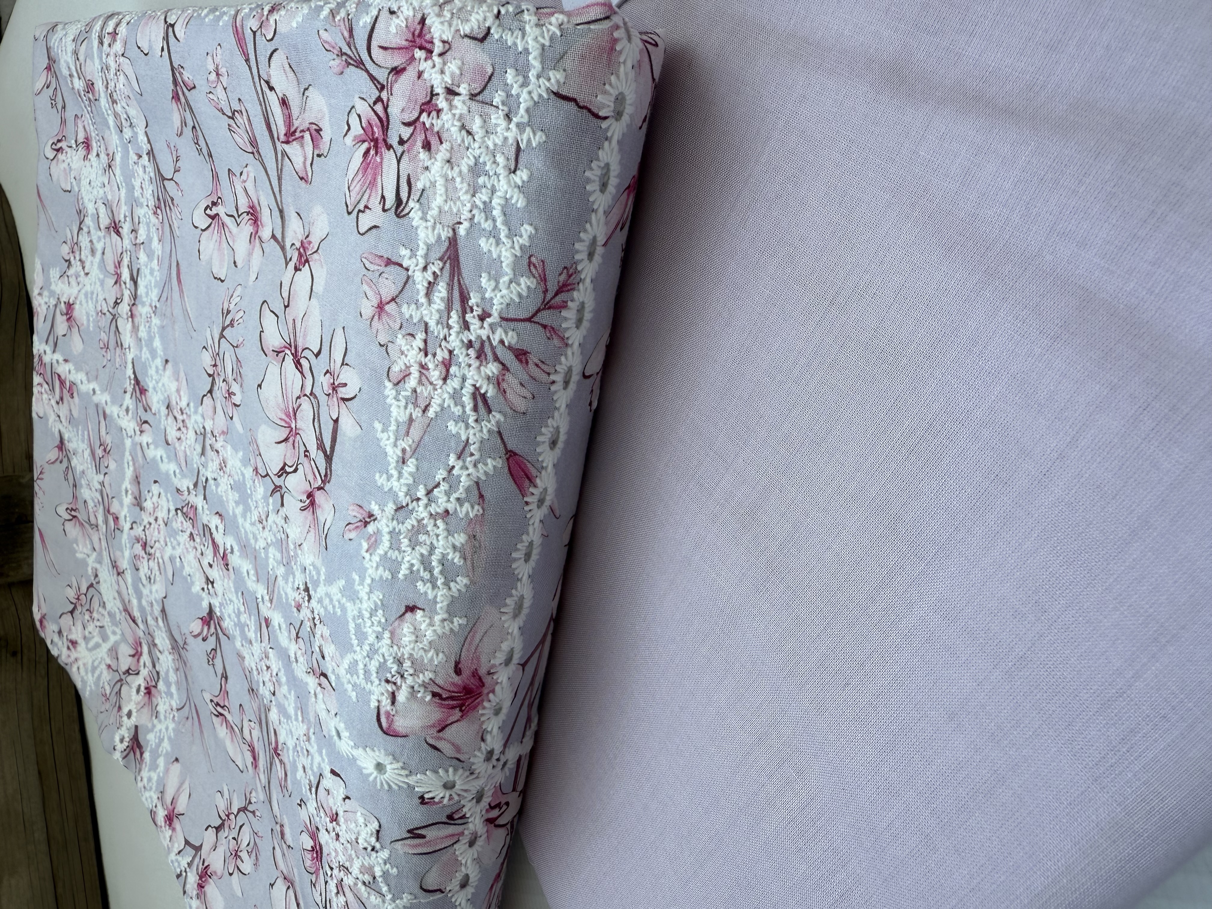 Printed Chikankari Lawn 2 Piece Suit for Women - D10