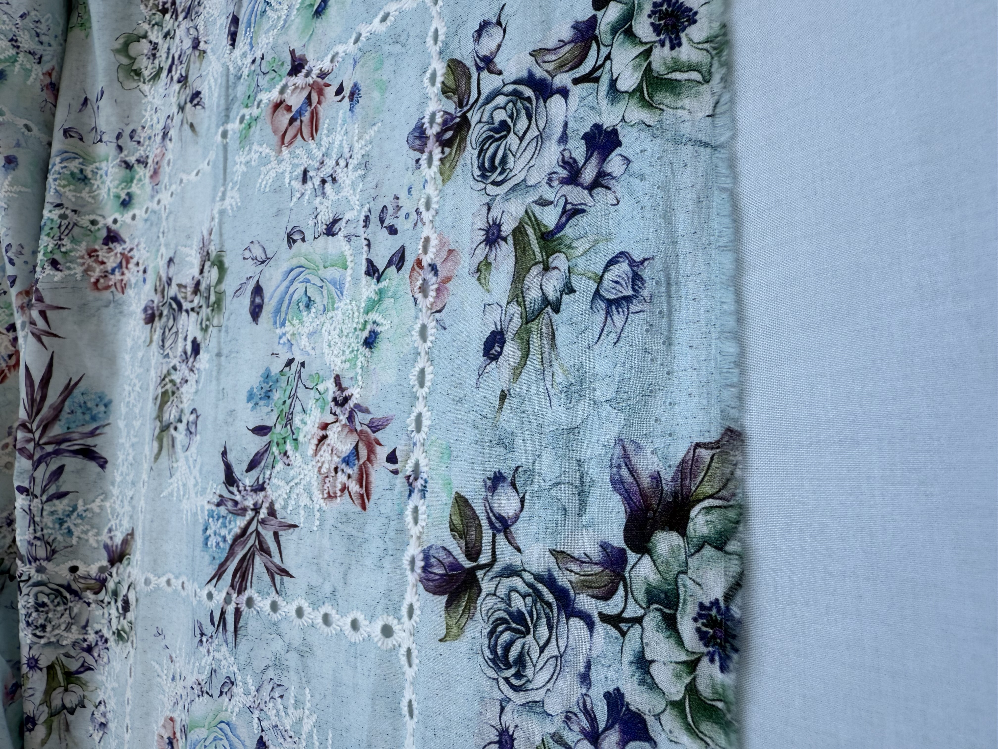 Printed Chikankari Lawn 2 Piece Suit for Women - D8