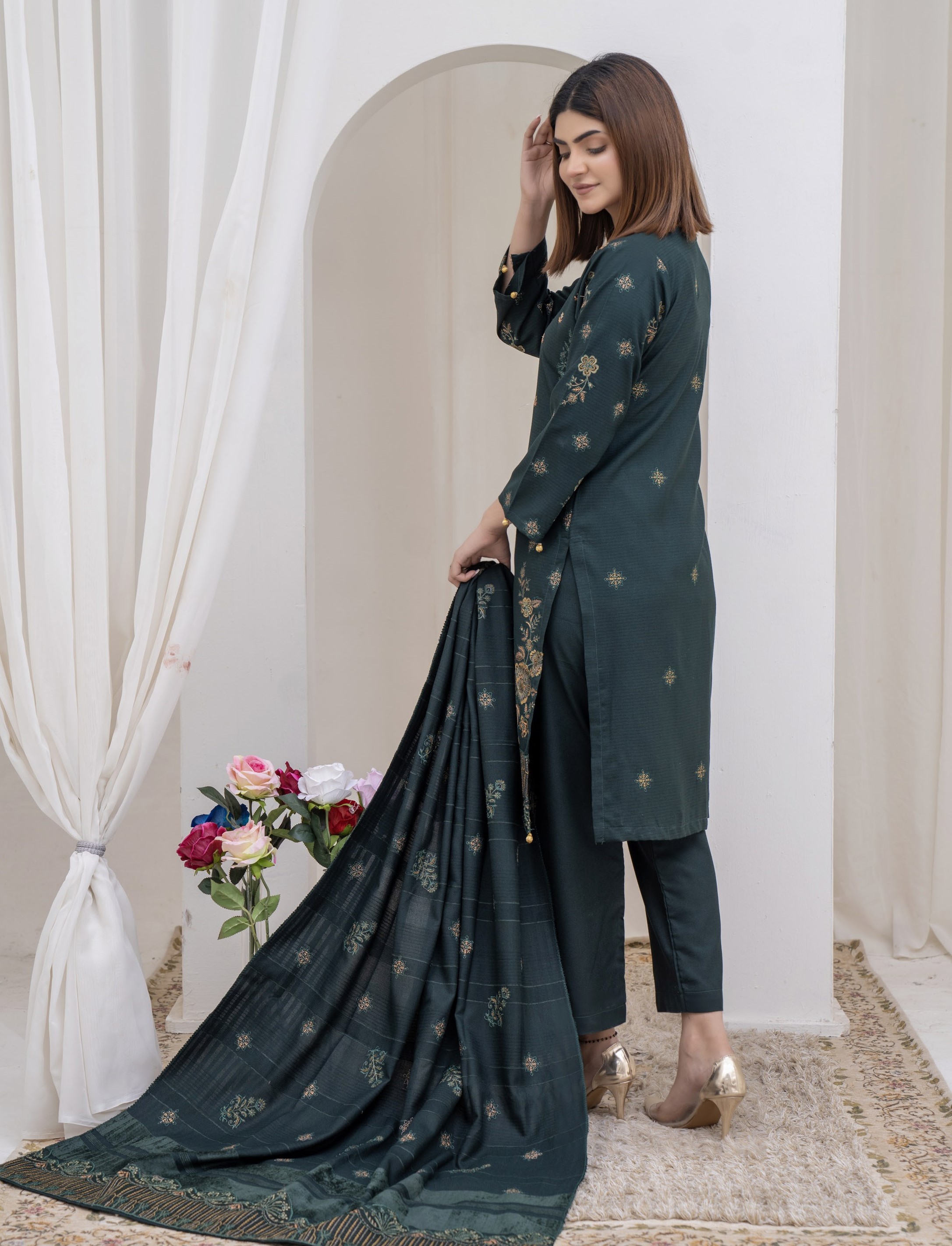 3-Piece Unstitched Bana Dora Dhanak Embroidered Shirt with Embroidered Shawl Dupatta (D-4)