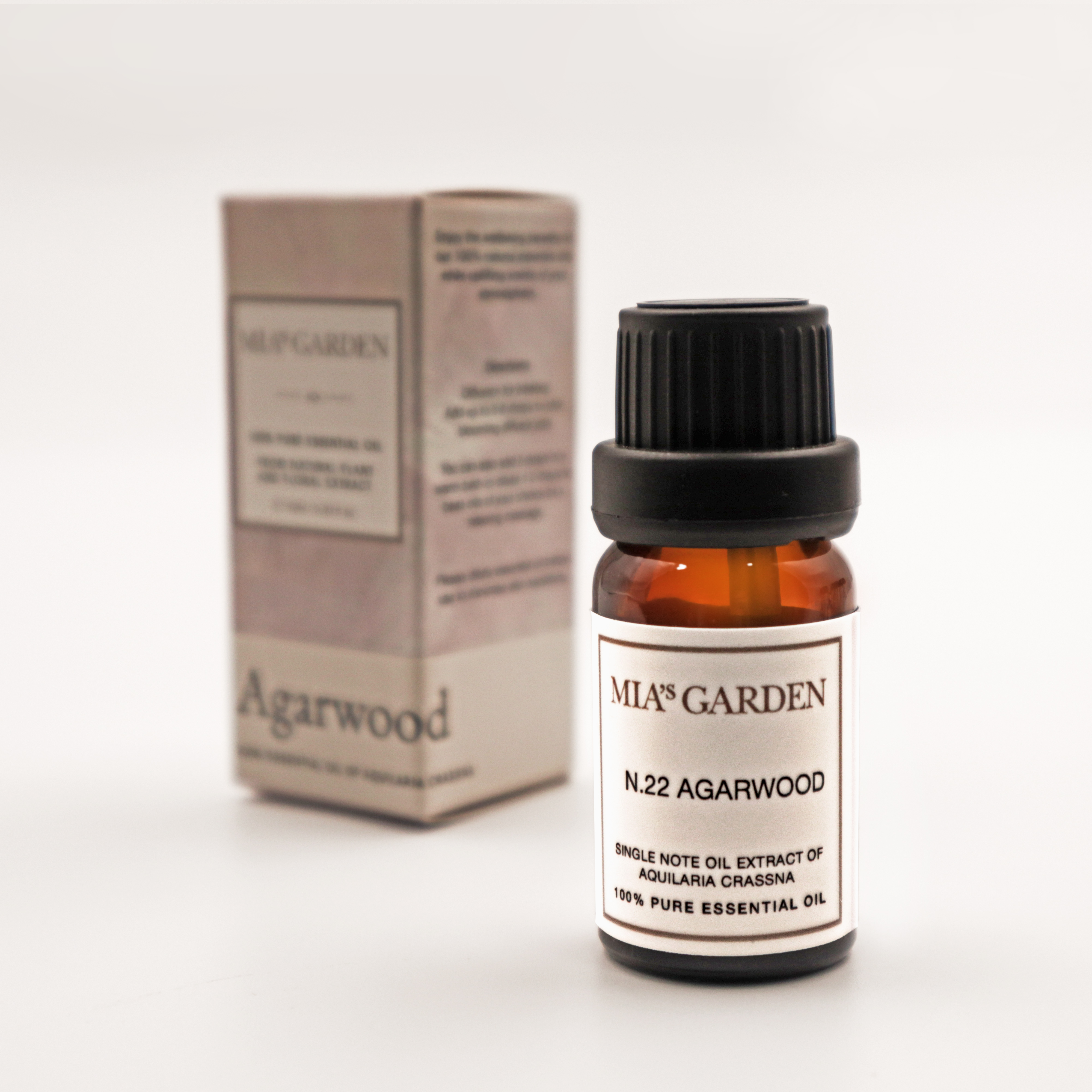 n.22 Agarwood Essential Oil