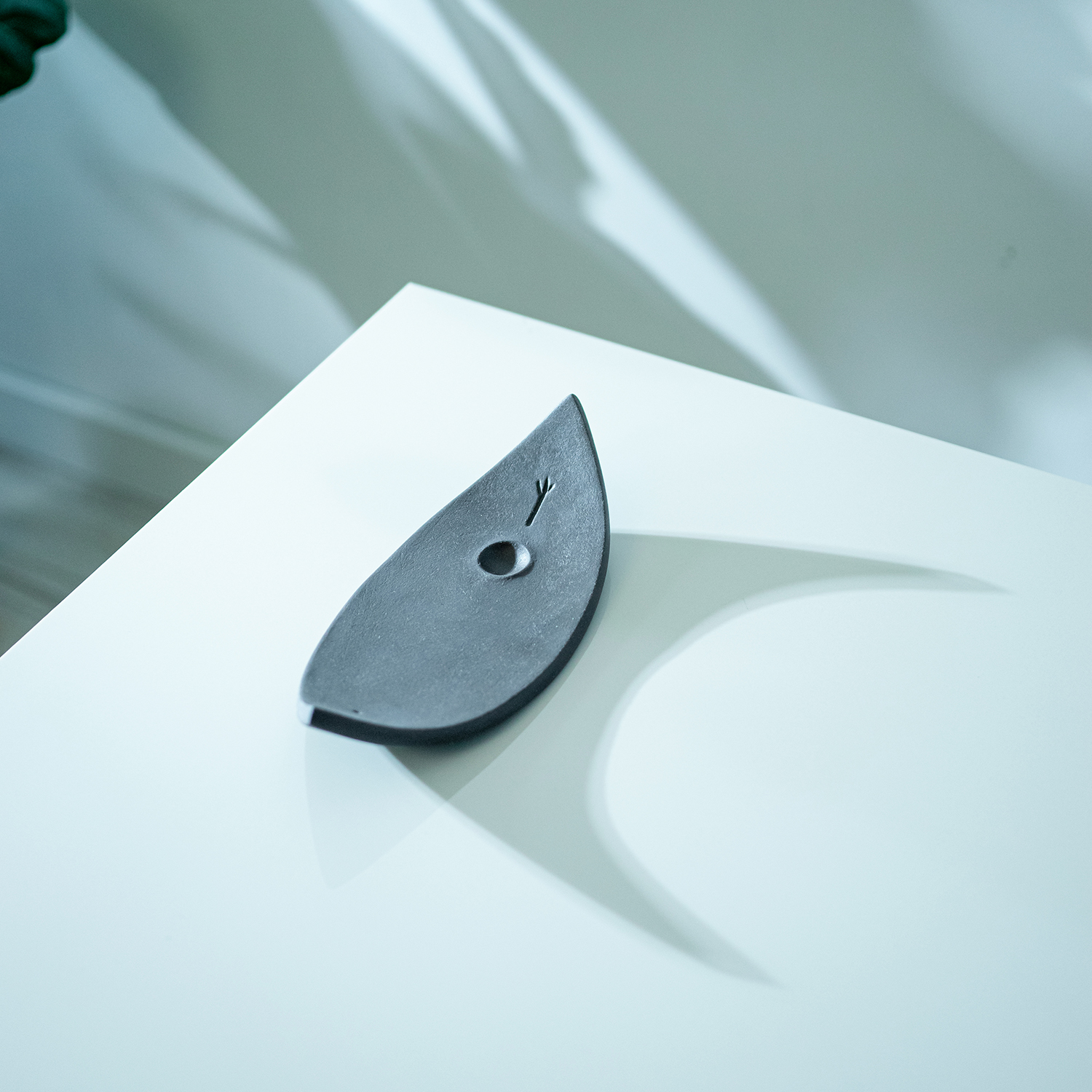 Smilkalinė BALANSAS / su runa Algiz