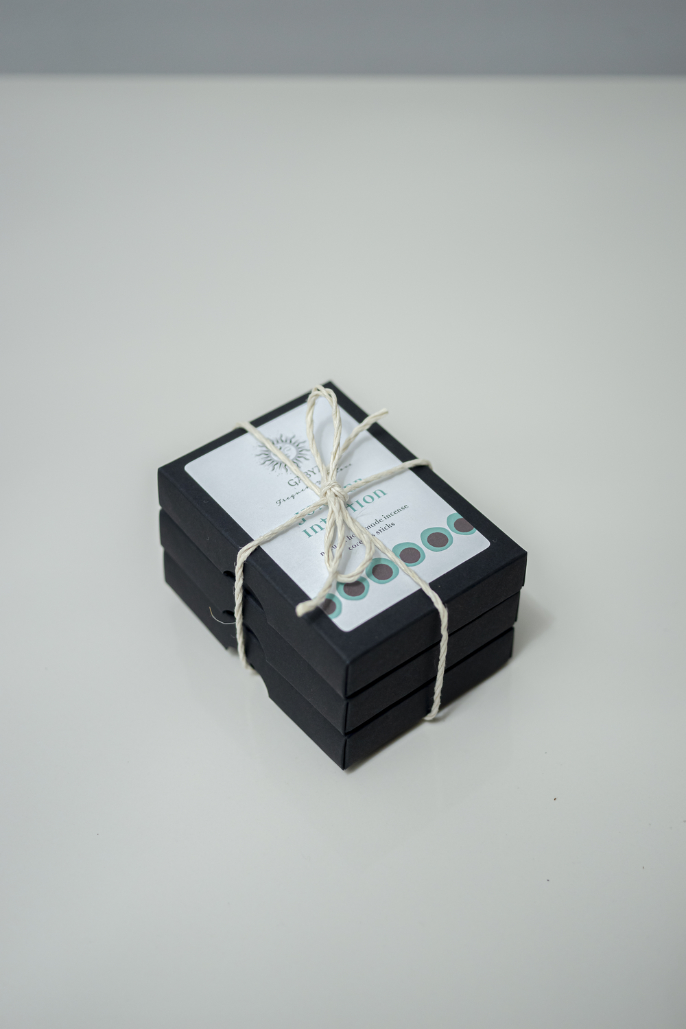 GABYA natūralūs rankų darbo smilkalai | Rinkinys 3 vnt.