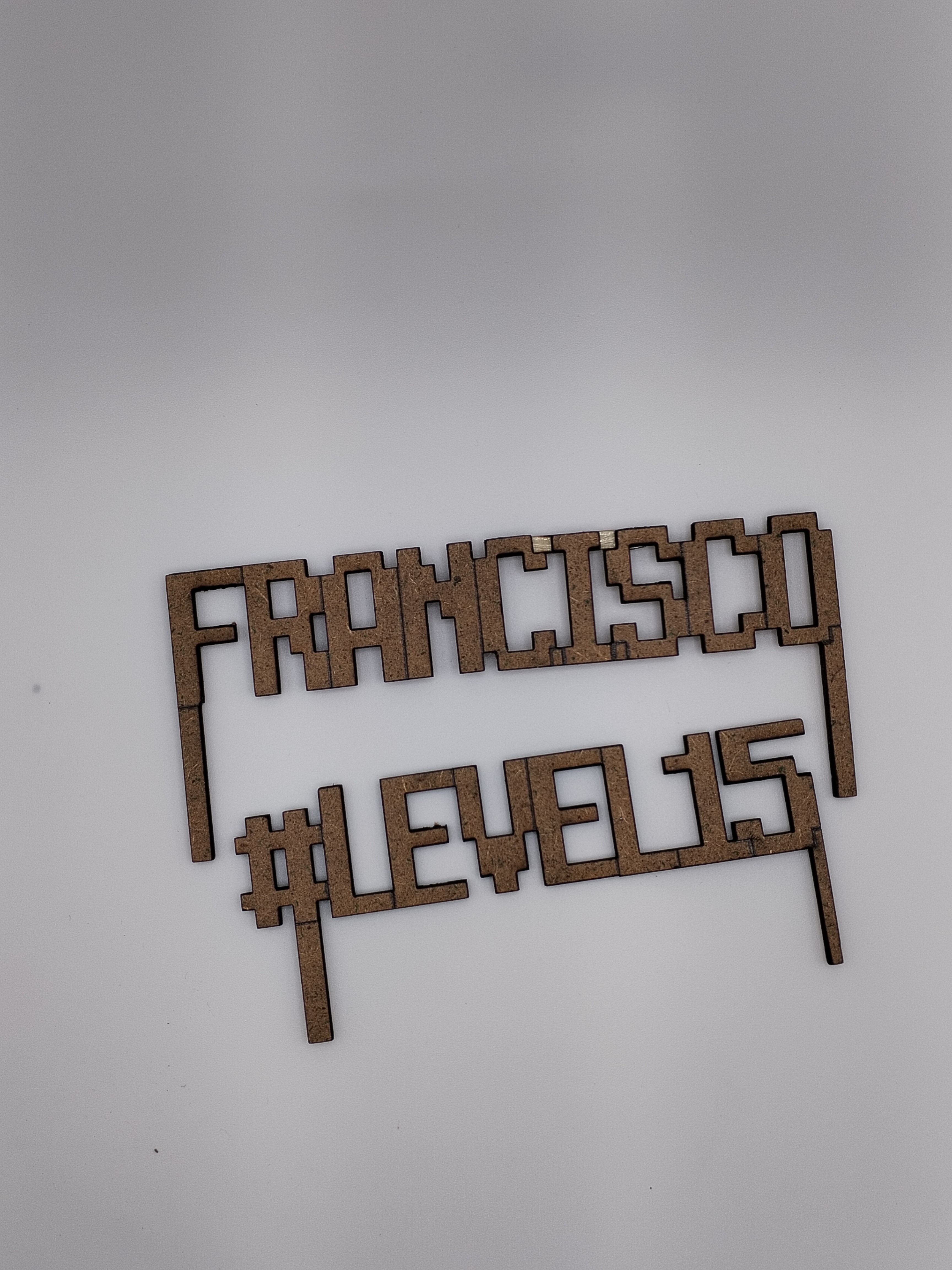 Topper personalizado de madera