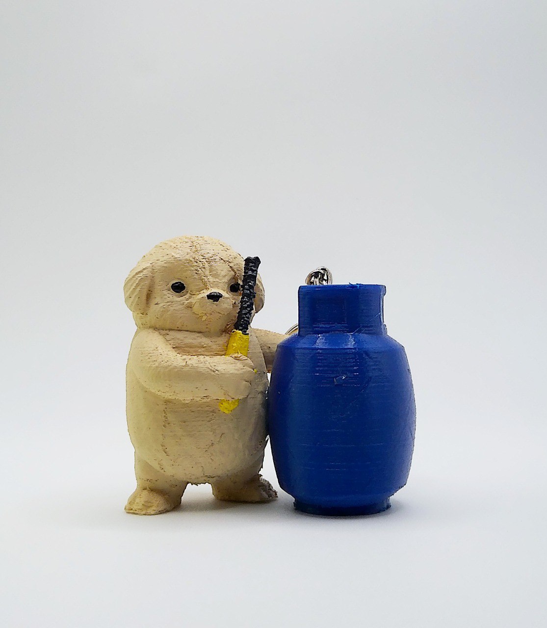 Perrito con encendedor y gas