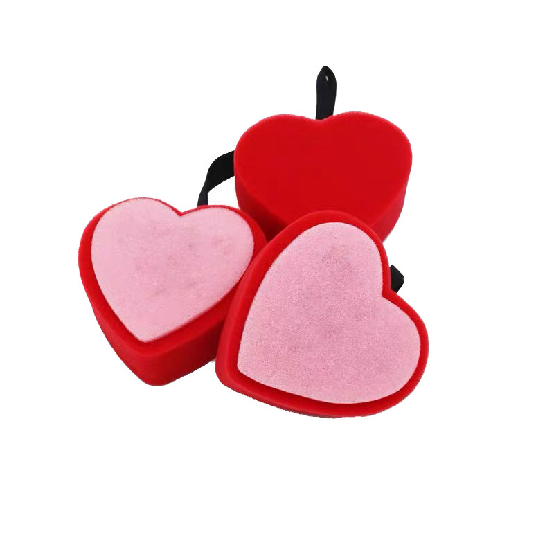 Heart-shaped bath sponge