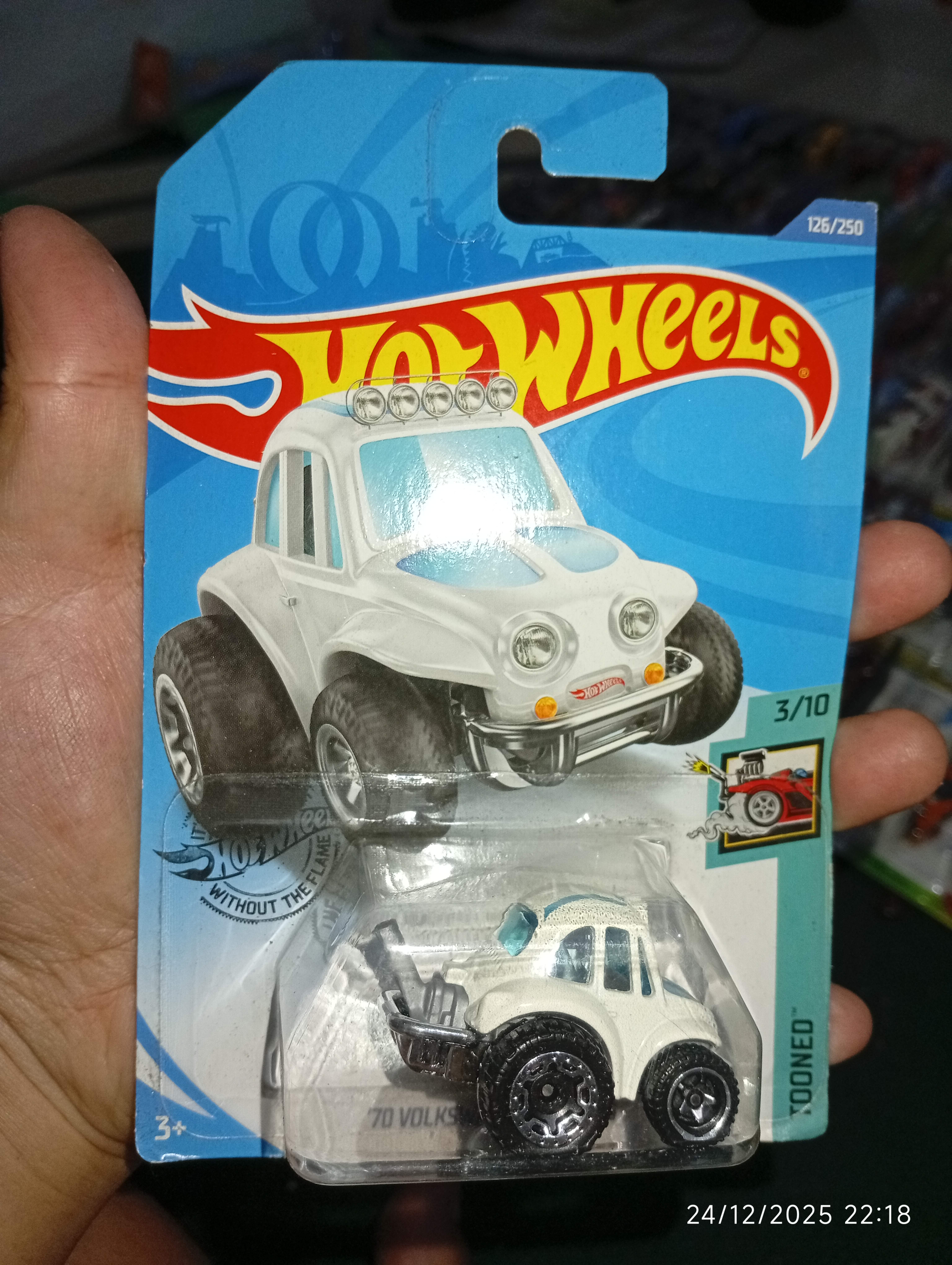 Hot Wheels 70 Volks Wagen Baja Bug
