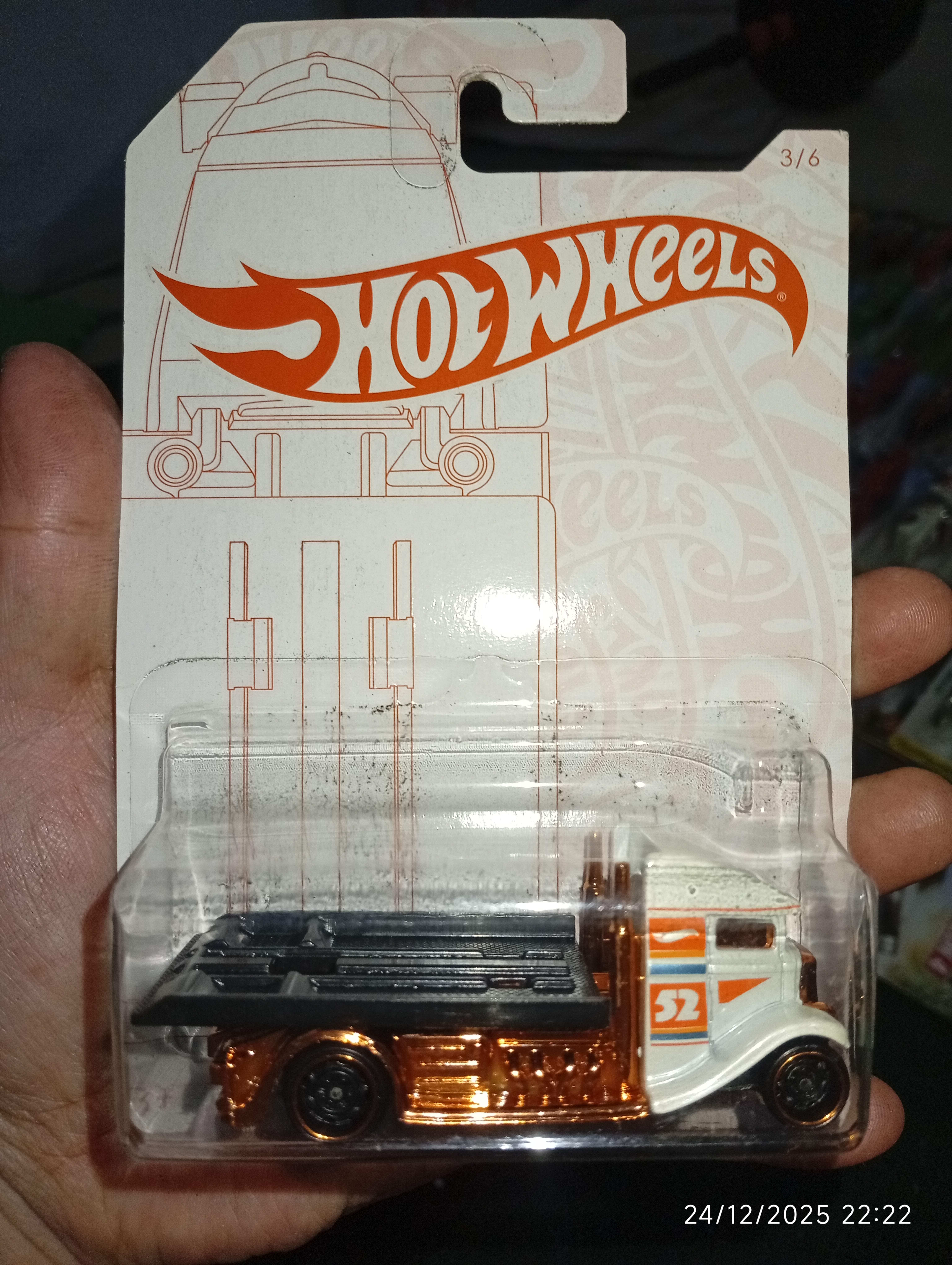 Hot Wheels Custom Truck