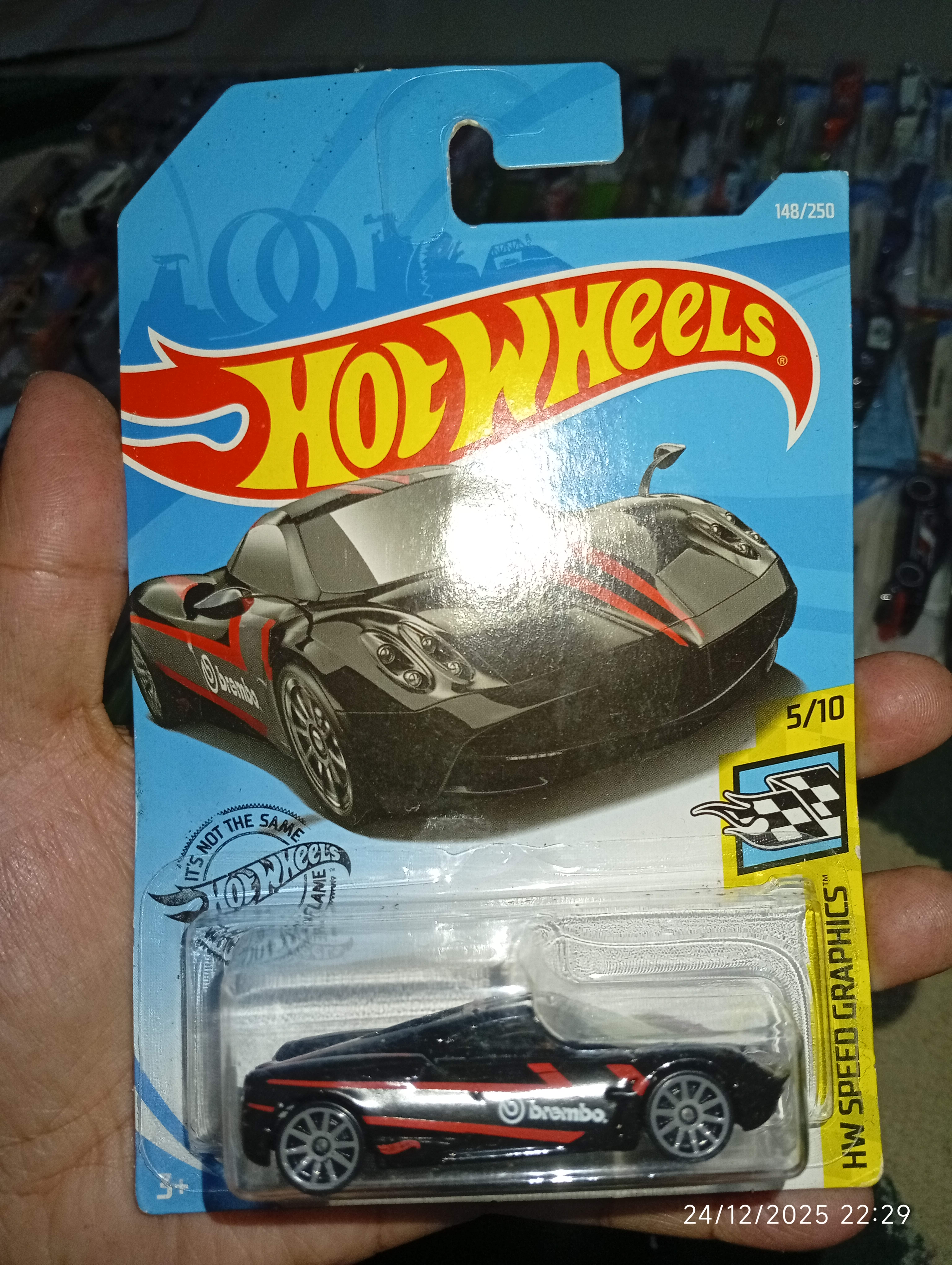 Hot Wheels Pagani Huayra