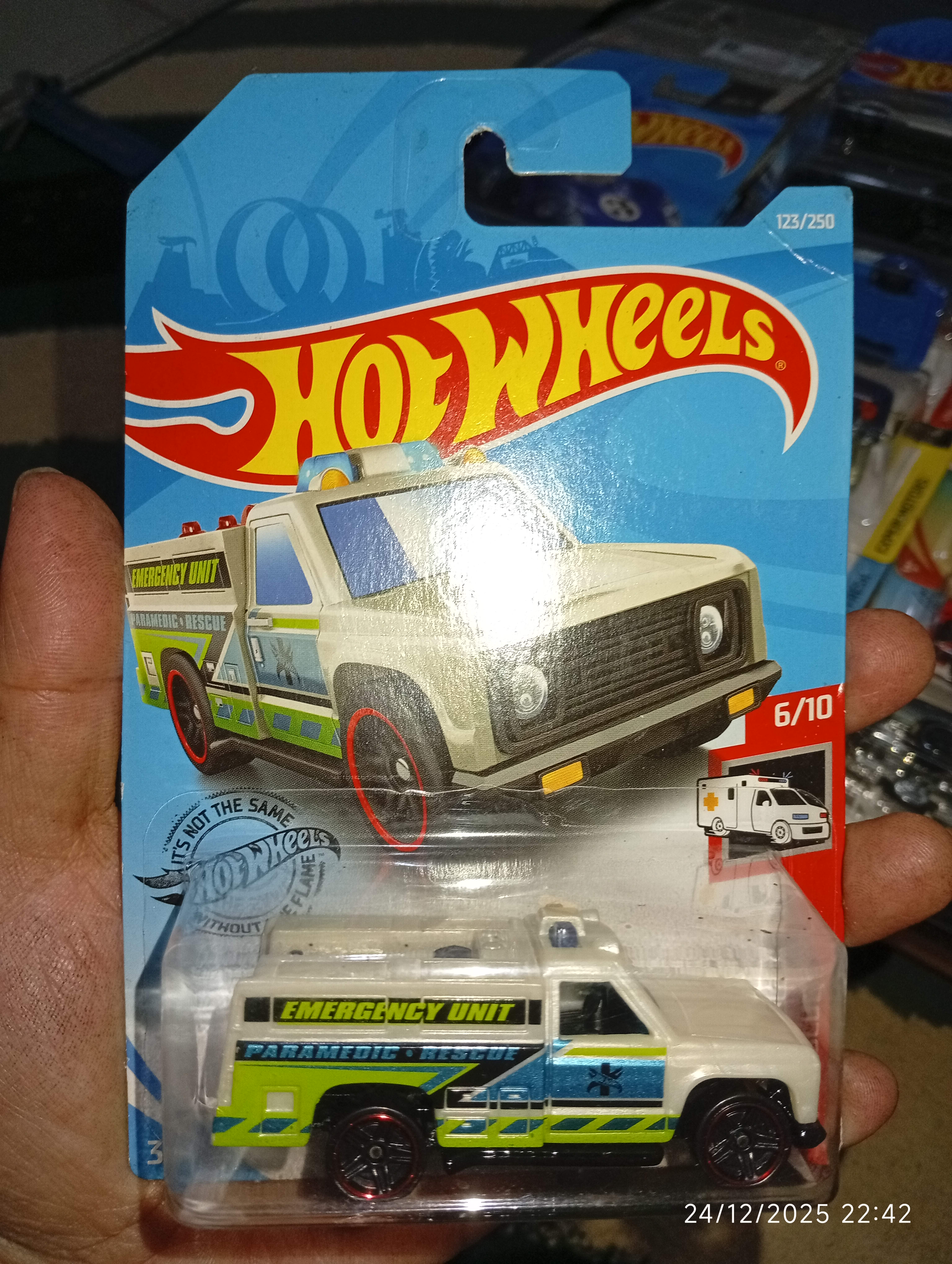 Hot Wheels Emergency Unit