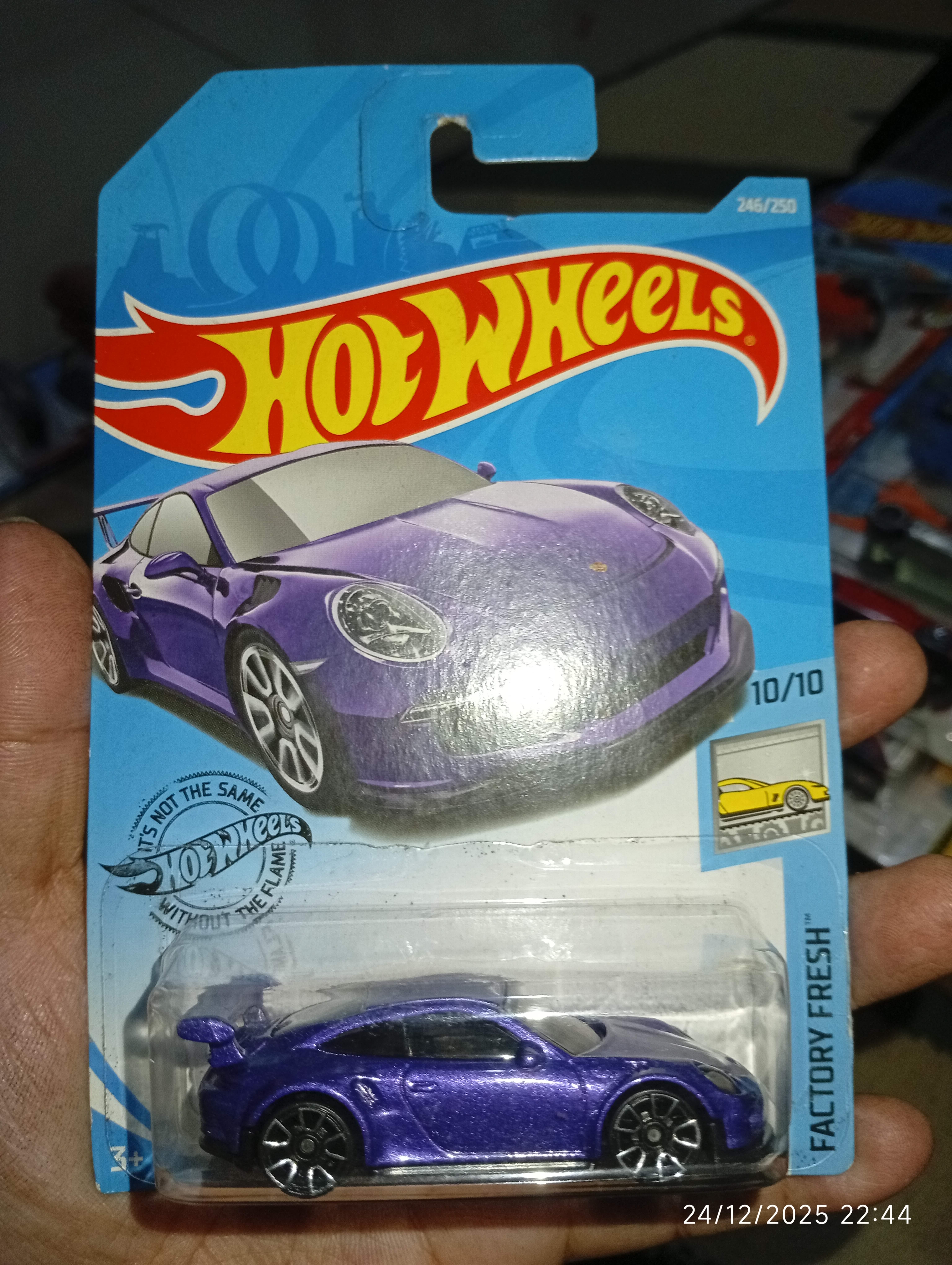 Hot Wheels Porsche 911 GT3 RS