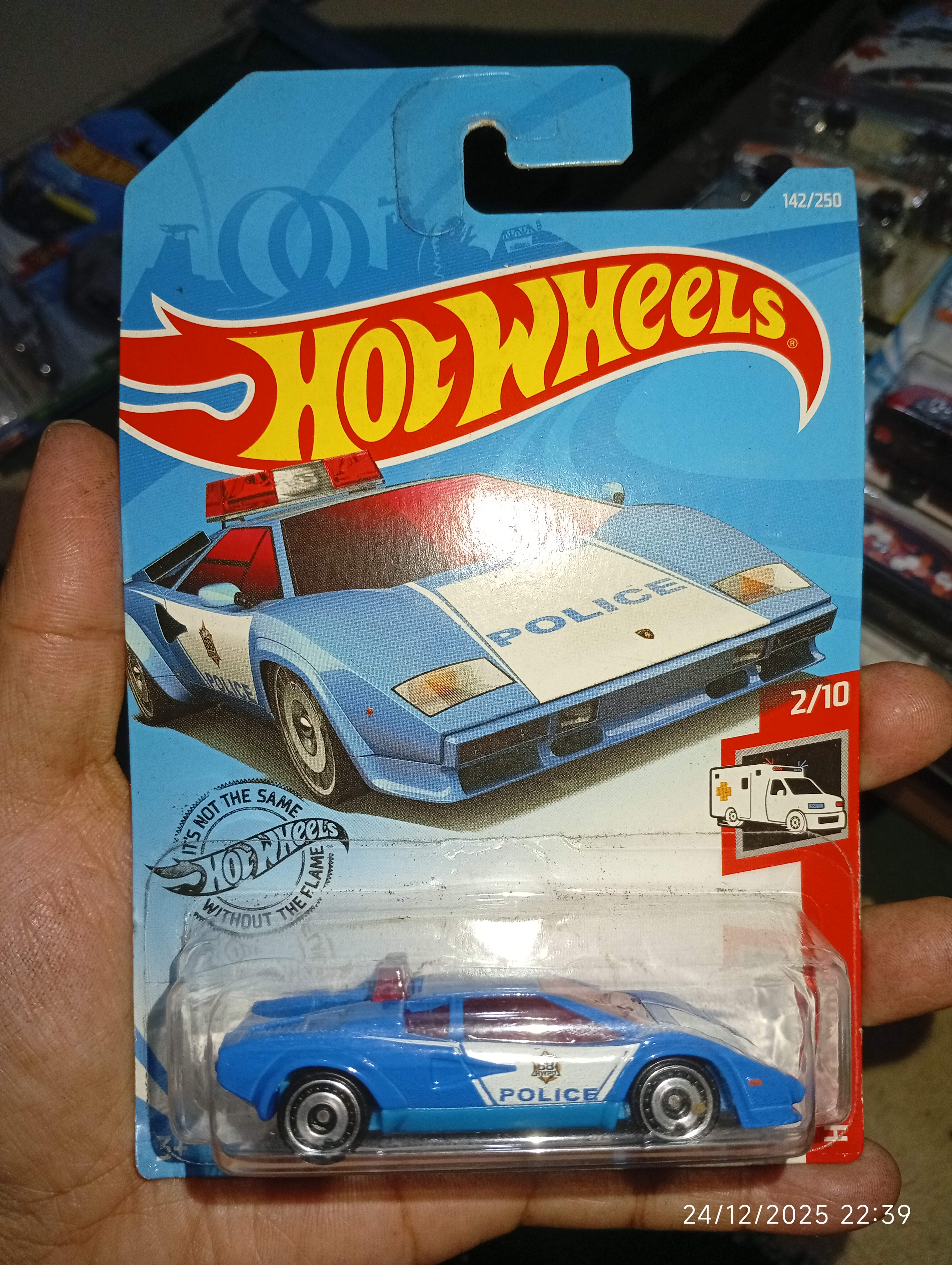 Hot Wheels Lamborghini Countach Polisi