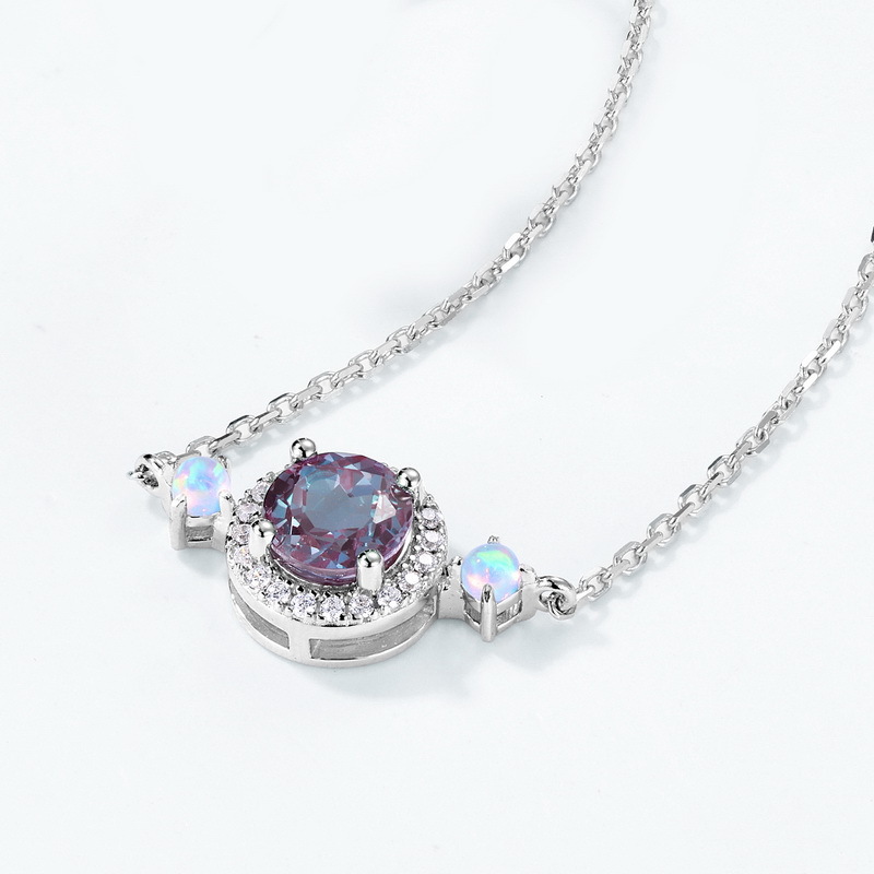 Pendant Necklace with Gemstone