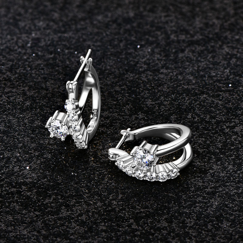 Aurélia Moissanite Hoop Earrings