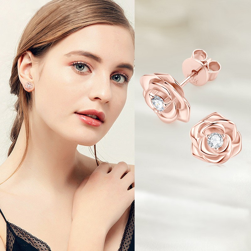 Rosélie Moissanite Rose Stud Earrings