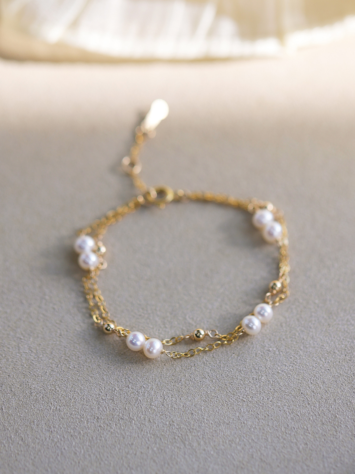 Lurelia – Double-Layer Pearl & Gold Bead Bracelet