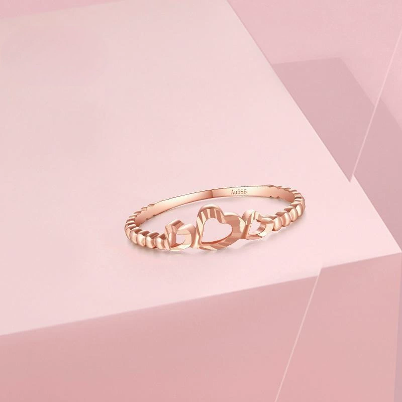 Liora – Love Hearts Ring