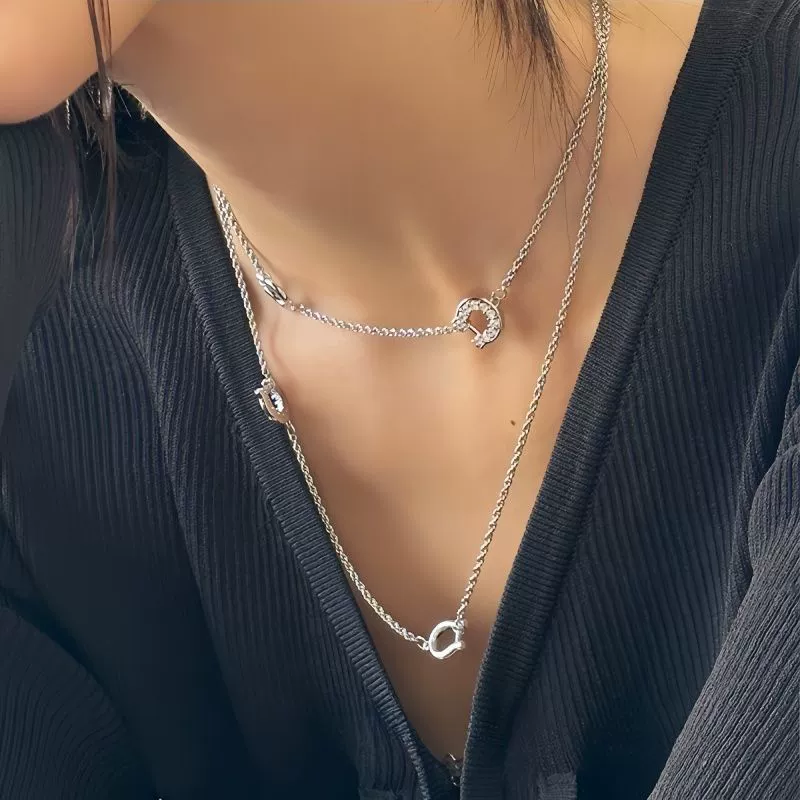 Valencia – Horseshoe Harmony Layered Necklace