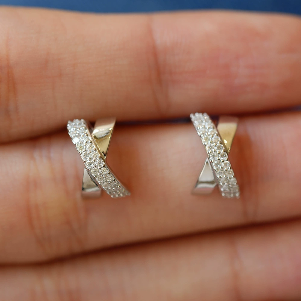 Aurora Cross – Luxury Crystal Pavé Crossover Earrings