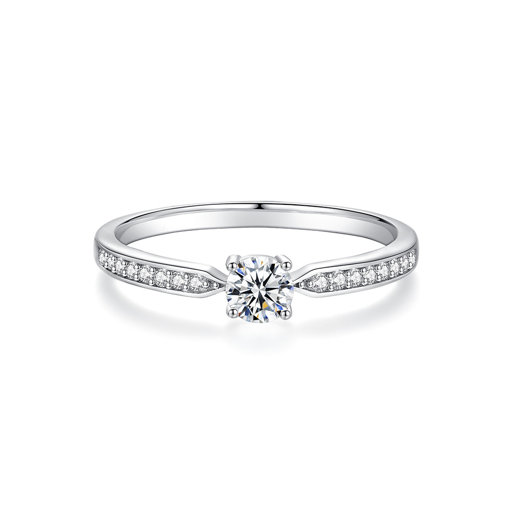 Ruona Moissanite Solitaire Ring