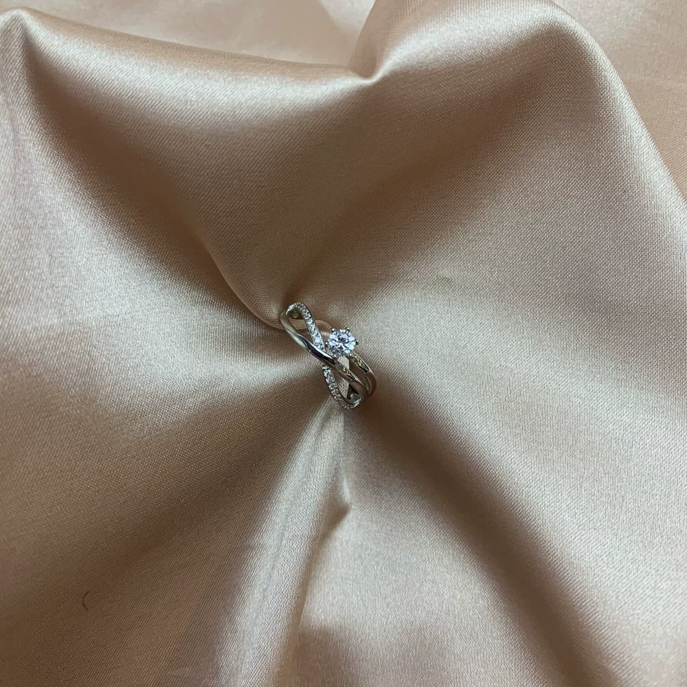 Eterna – Infinity Embrace Sterling Silver Ring